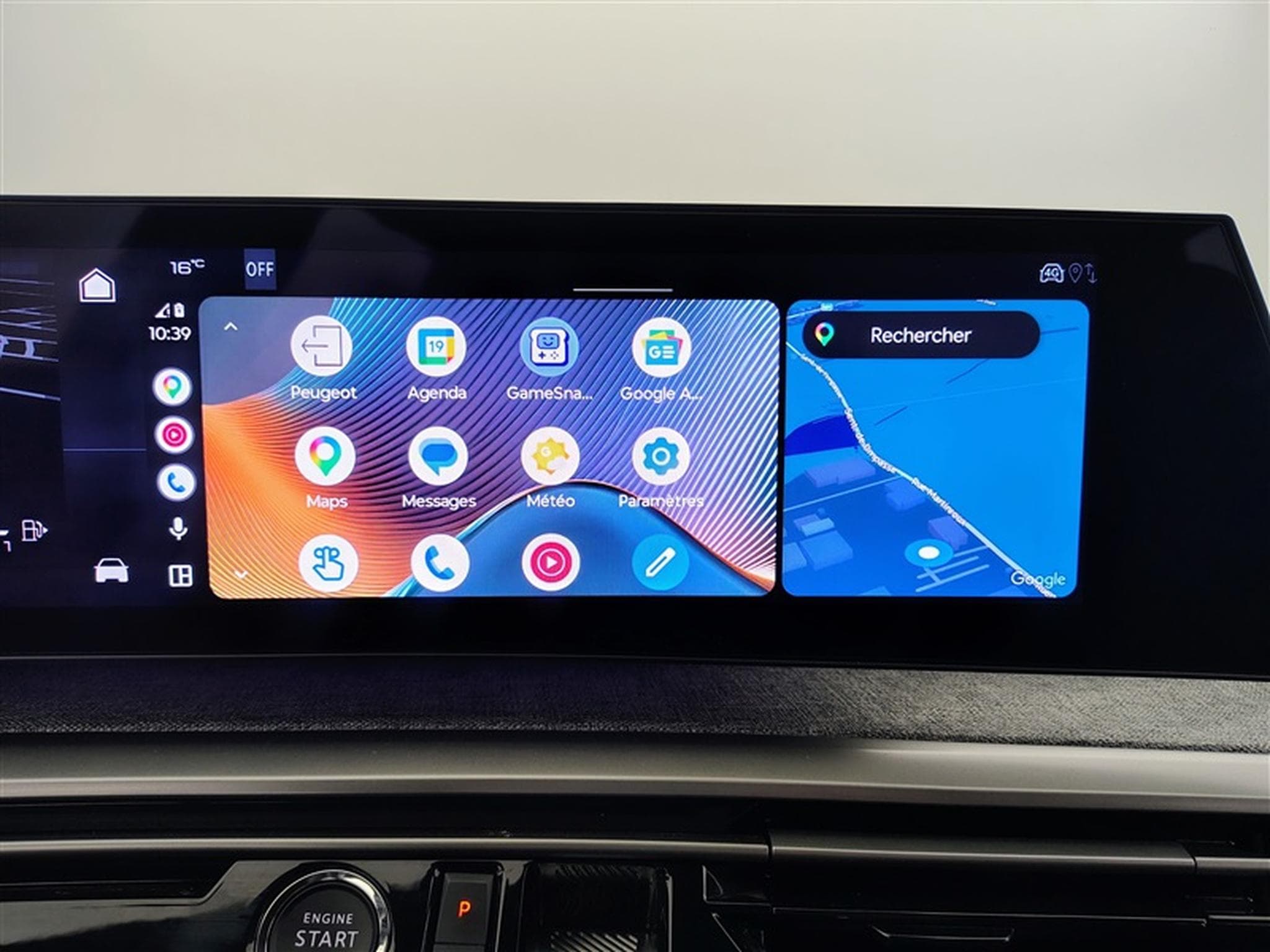 Peugeot 5008 1.2 Hybrid 145Cv e-DCS6 GT 7PL / NAVI / CARPLAY / CAMERA (2025) - Foto 22