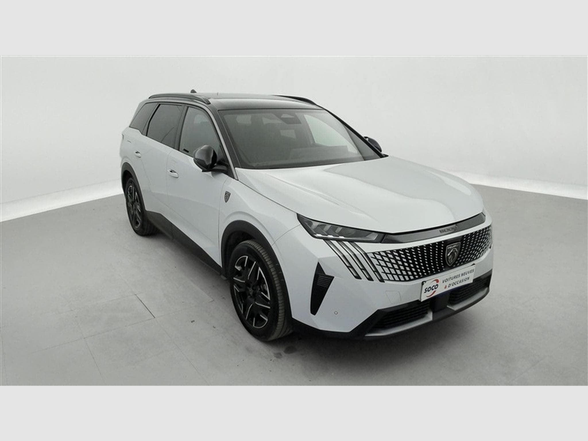 Peugeot 5008 1.2 Hybrid 145Cv e-DCS6 GT 7PL / NAVI / CARPLAY / CAMERA (2025) - Foto 24
