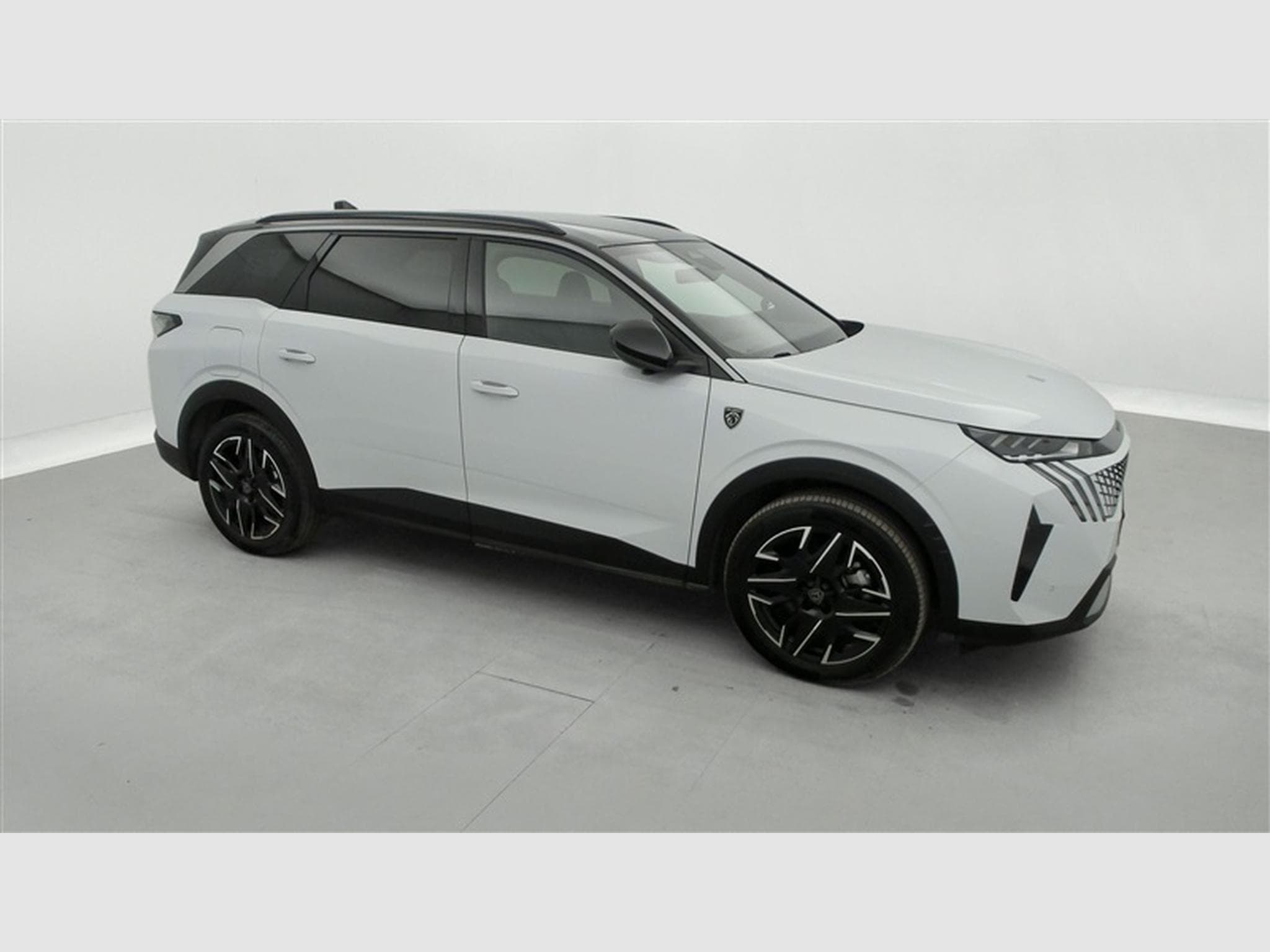 Peugeot 5008 1.2 Hybrid 145Cv e-DCS6 GT 7PL / NAVI / CARPLAY / CAMERA (2025) - Foto 25