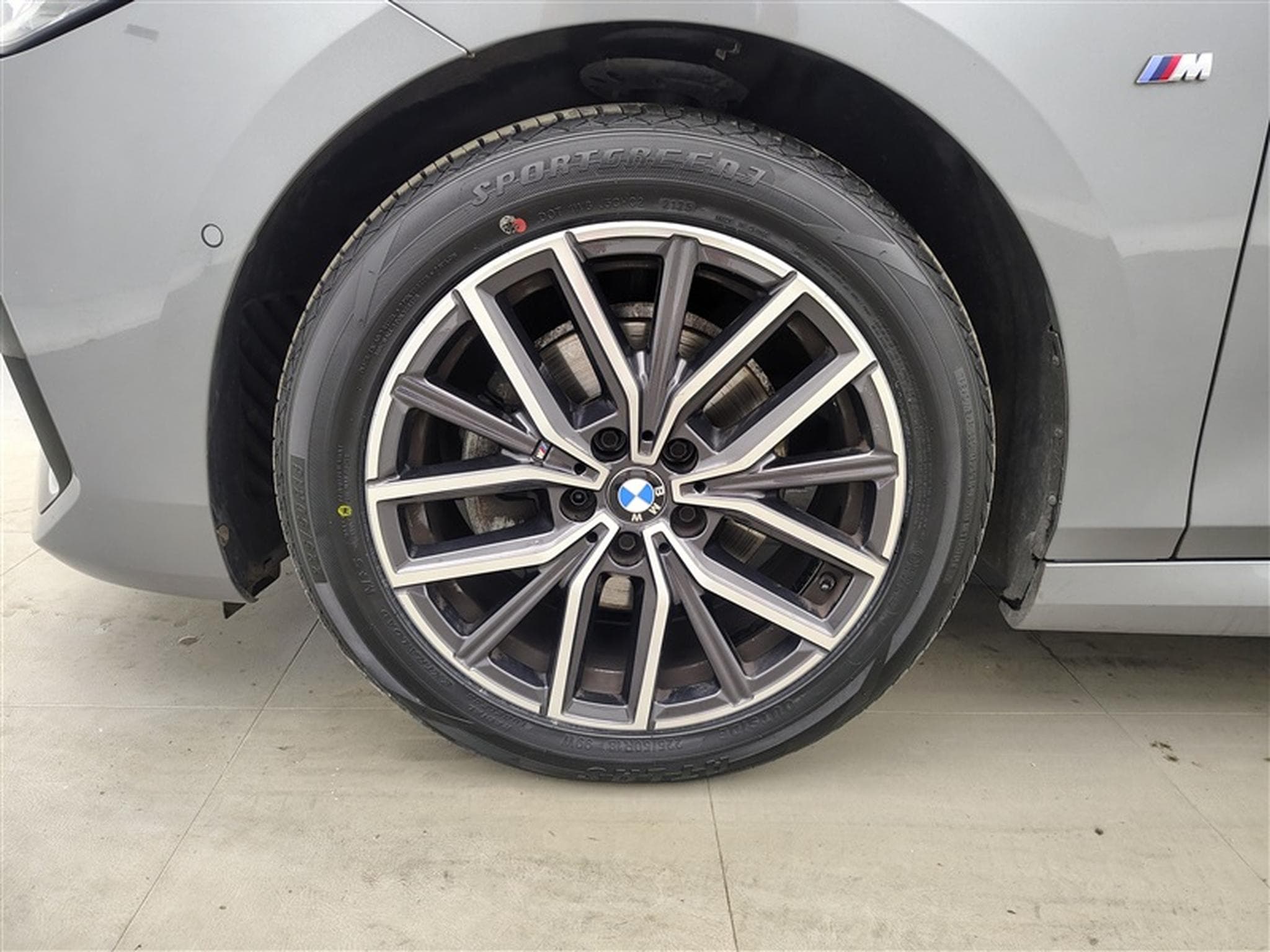 BMW 218 Active Tourer Pack M 218i (2022) - Foto 6