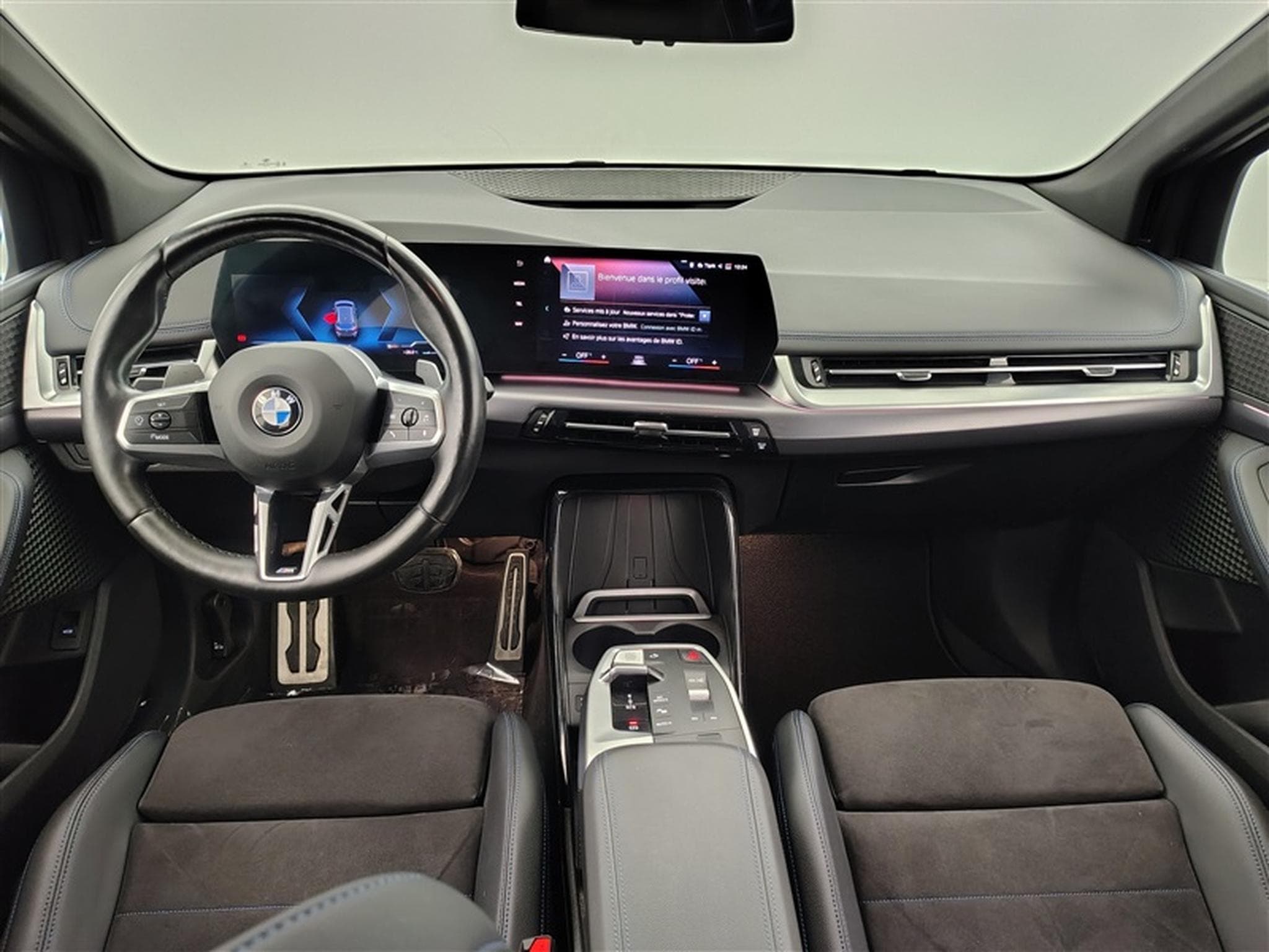 BMW 218 Active Tourer Pack M 218i (2022) - Foto 8