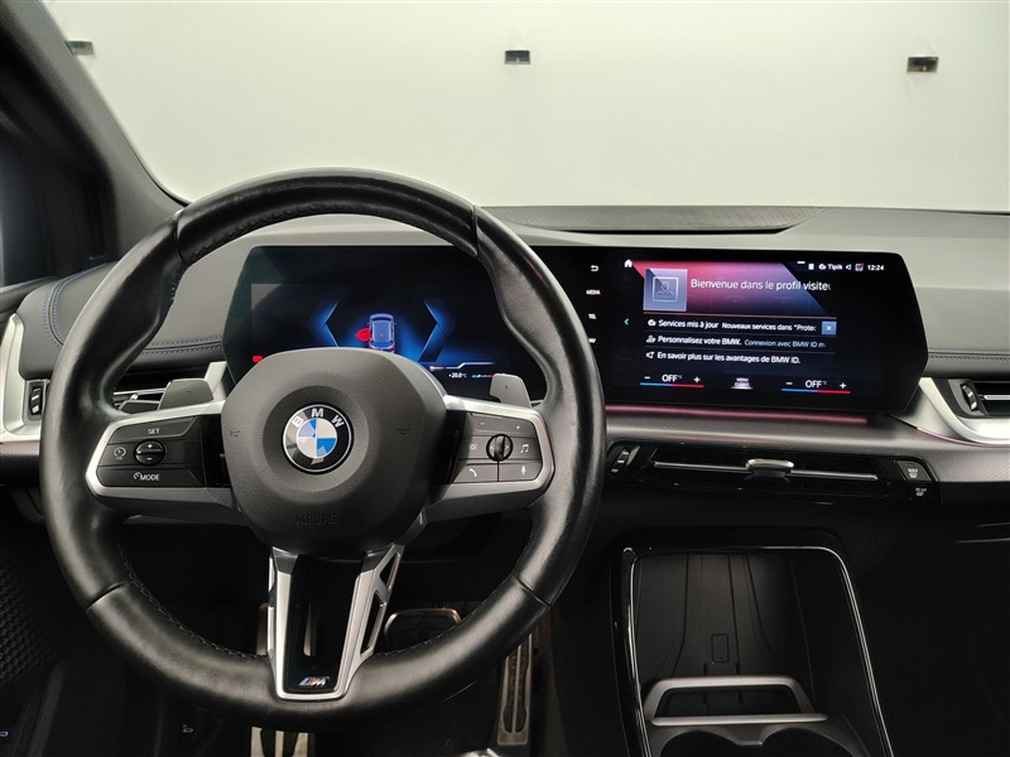 BMW 218 Active Tourer Pack M 218i (2022) - Foto 9