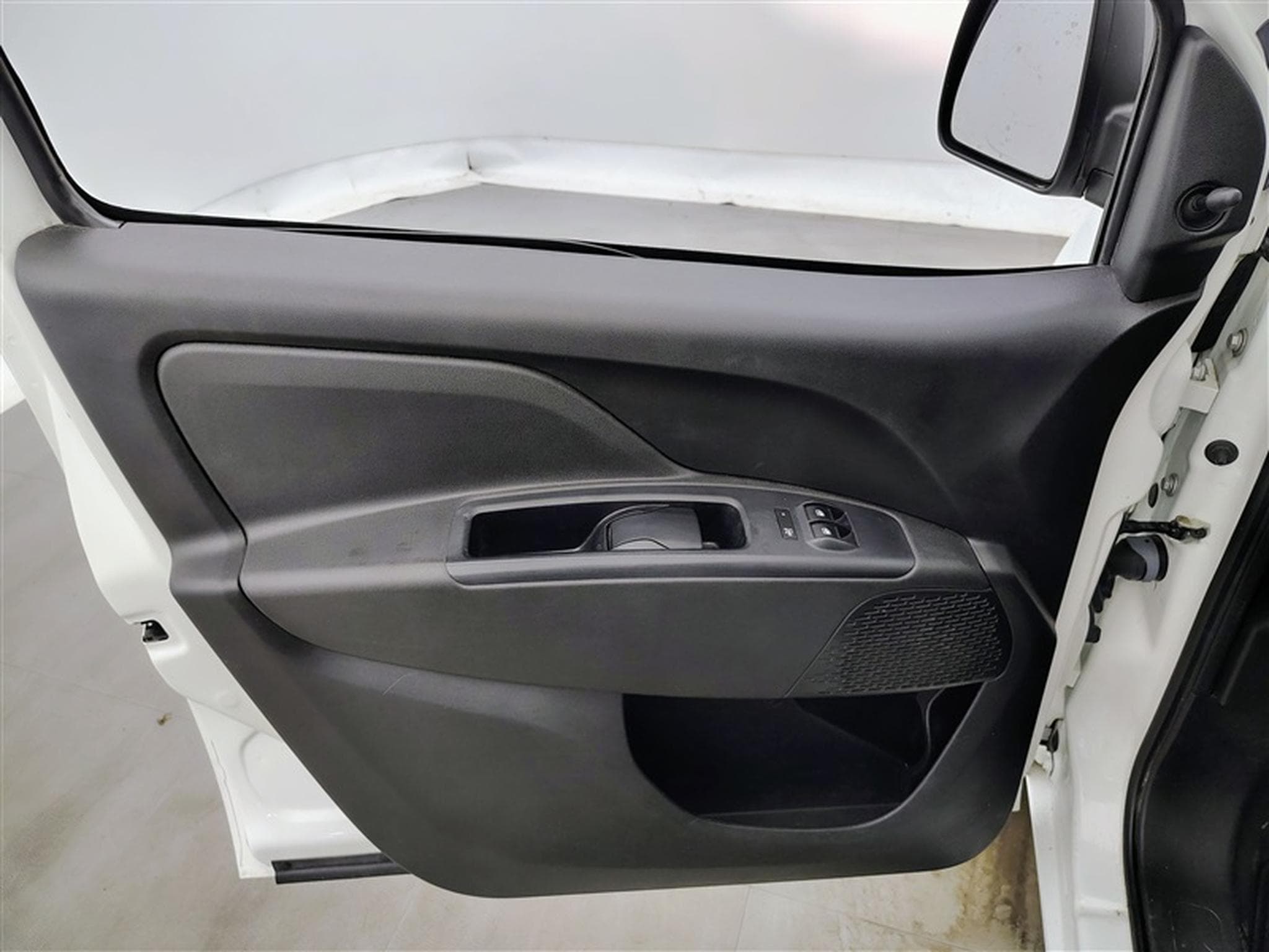 Fiat Doblo 1.6 MJET Cargo CLIM (2023) - Photo 17