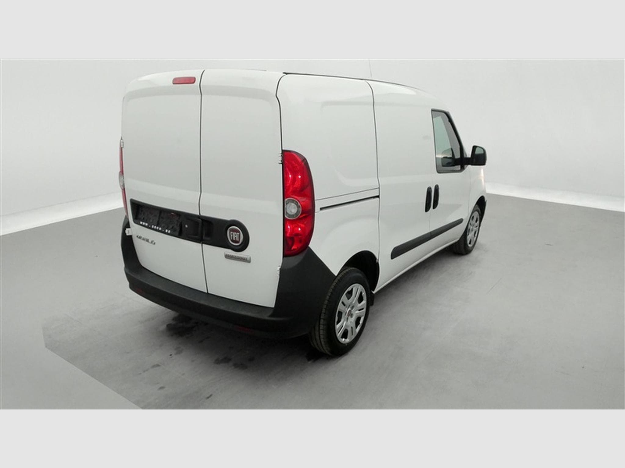 Fiat Doblo 1.6 MJET Cargo CLIM (2023) - Photo 24