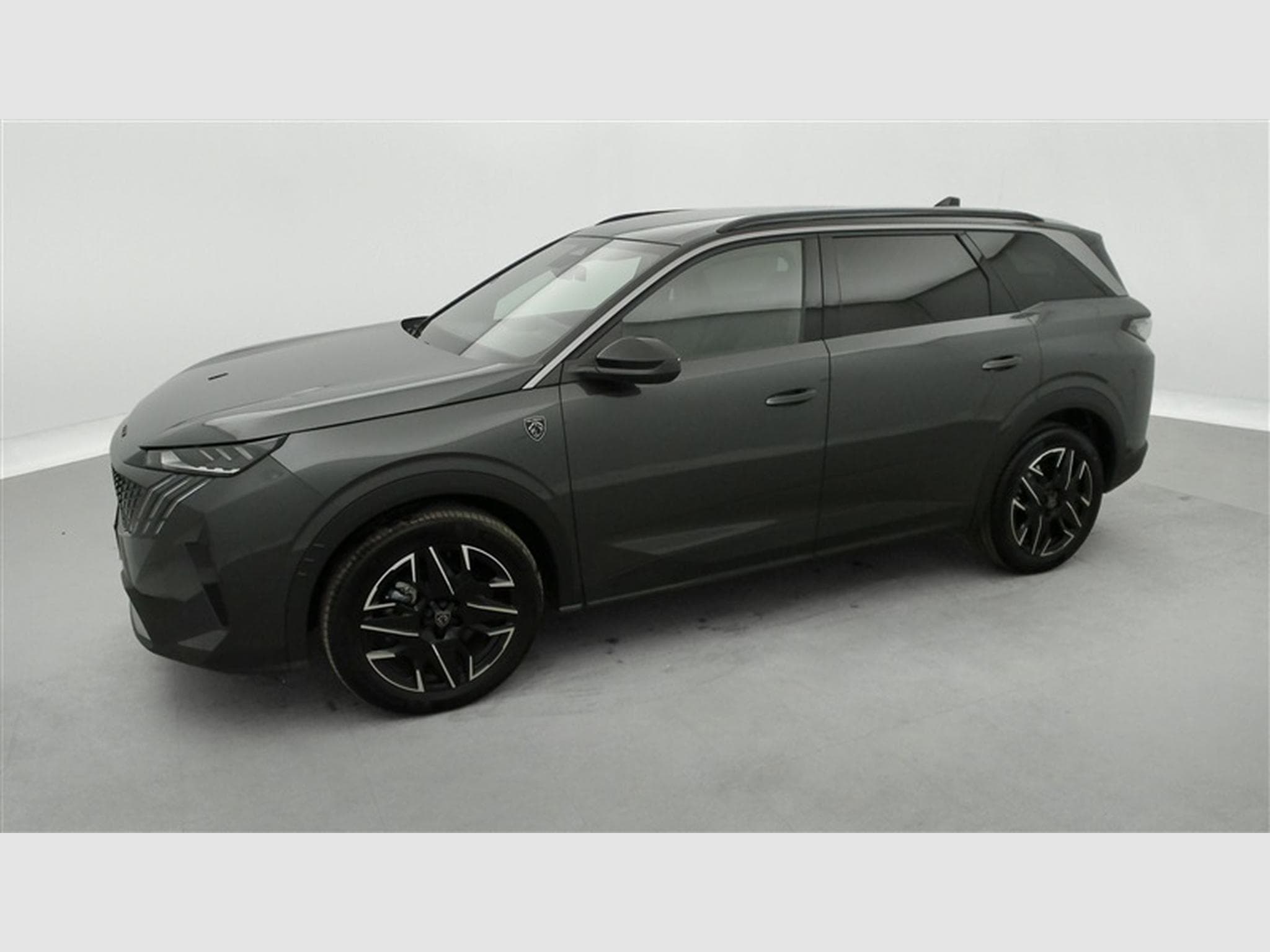 Peugeot 5008 1.2 Hybrid 145Cv e-DCS6 GT 7PL / NAVI / CARPLAY / CAMERA (2025) - Photo 23