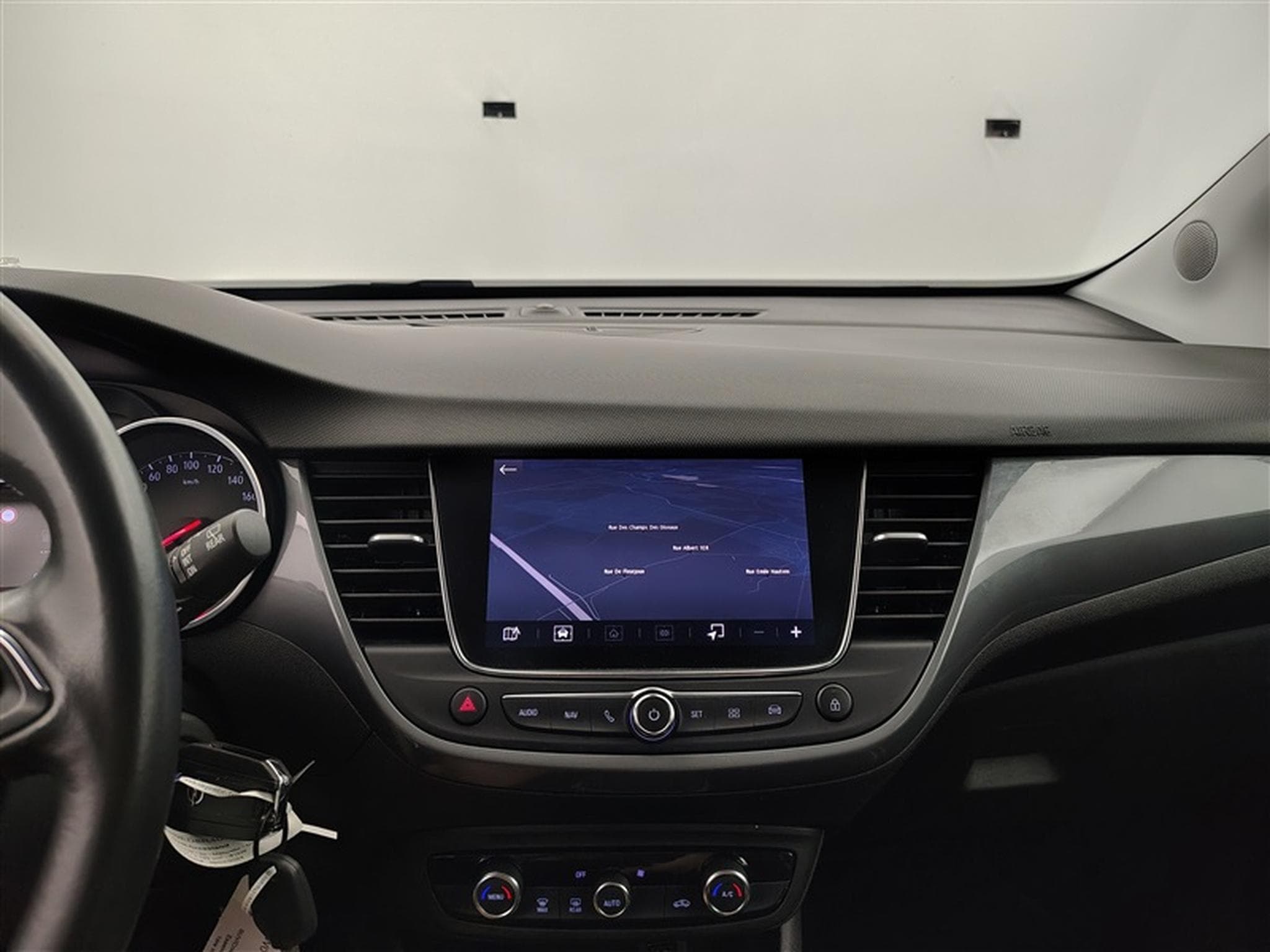 Opel Crossland 1.2 Turbo Ultimate NAVI / FULL LED / PDC AV-AR (2024) - Photo 10