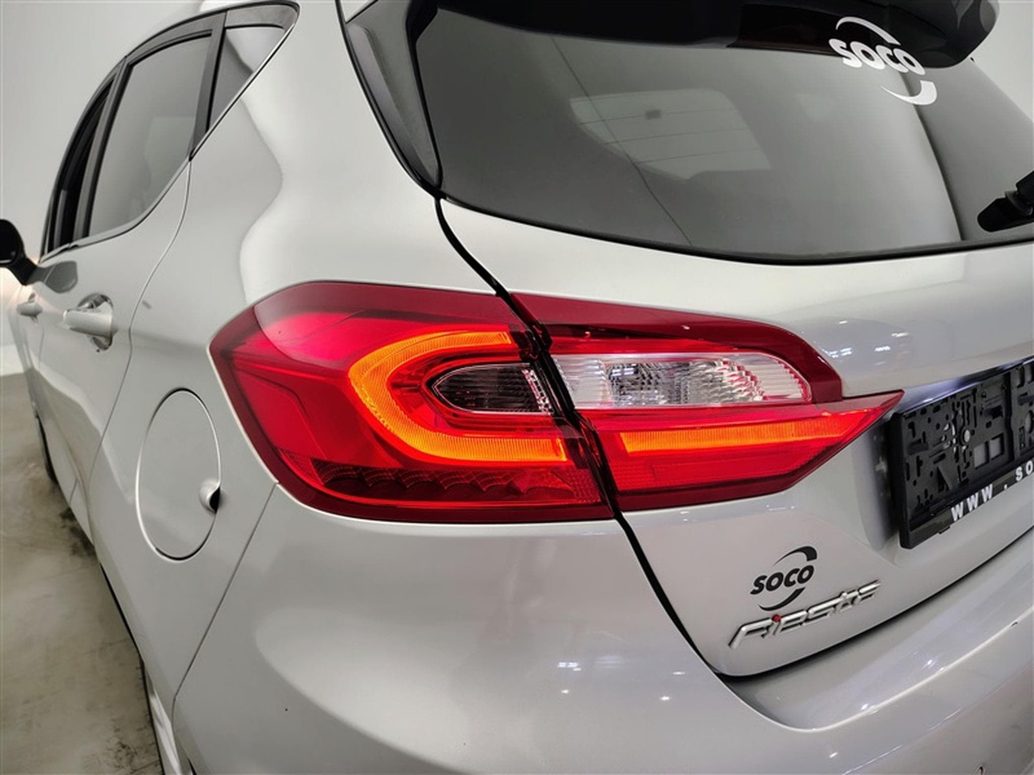 Ford Fiesta 1.0 EcoBoost Titanium °AP CARPLAY °PDC °S.CHAUFFANT °JA 16" (2019) - Photo 16