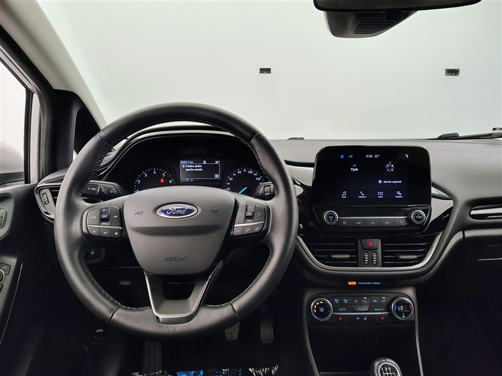 Ford Fiesta 1.0 EcoBoost Titanium °AP CARPLAY °PDC °S.CHAUFFANT °JA 16" (2019) - Photo 9