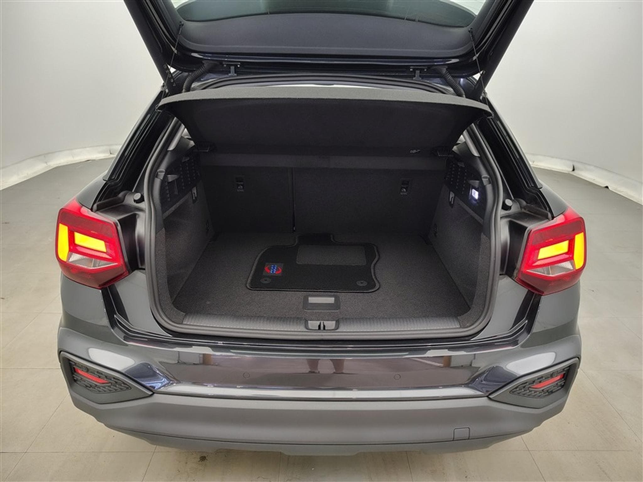 Audi Q2 30 TFSI Advanced (2023) - Photo 14