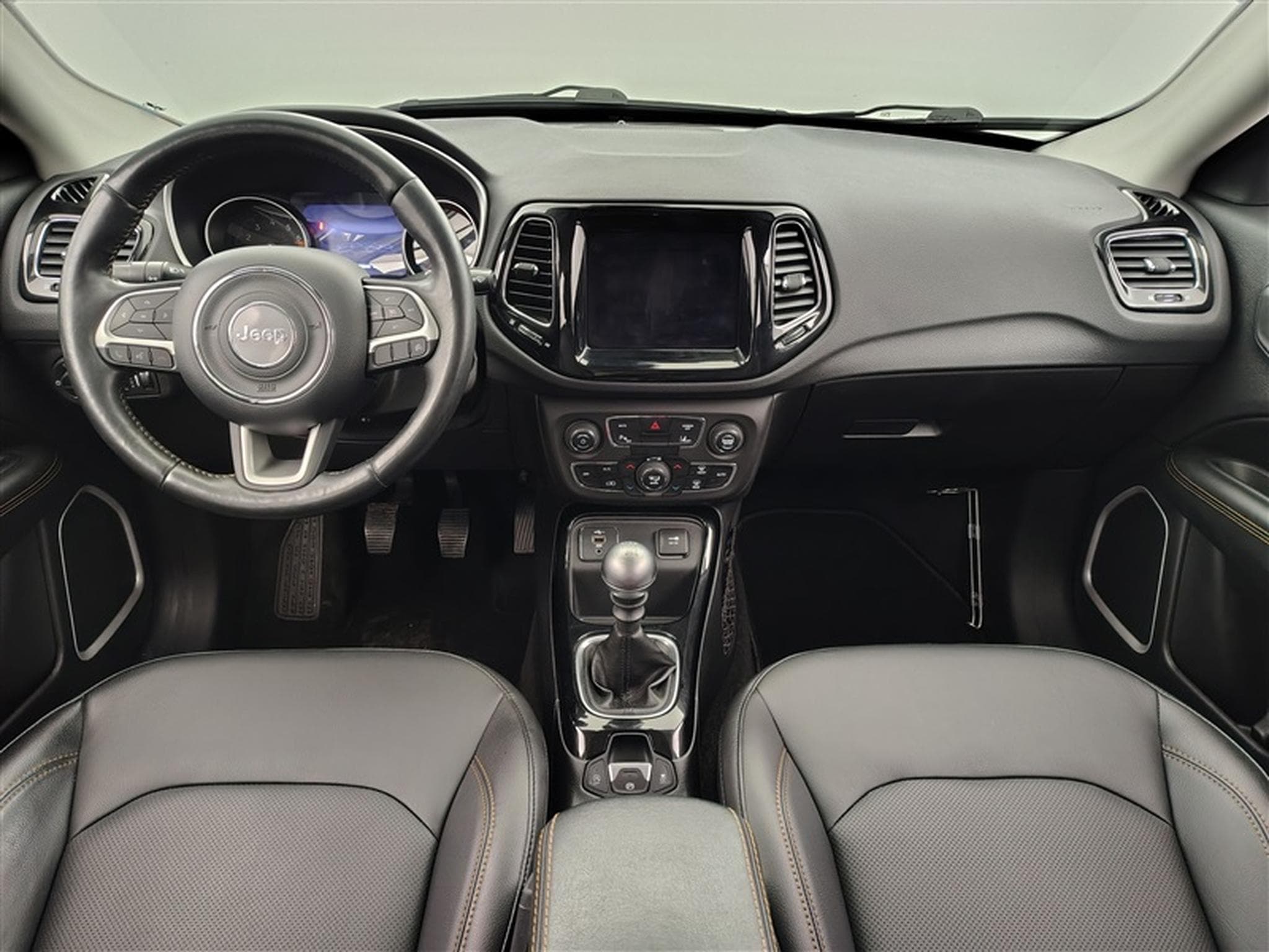 Jeep Compass 1.4 Turbo 4x2 Limited NAVI/XENON/CUIR EL-CH/PDC (2020) - Foto 8