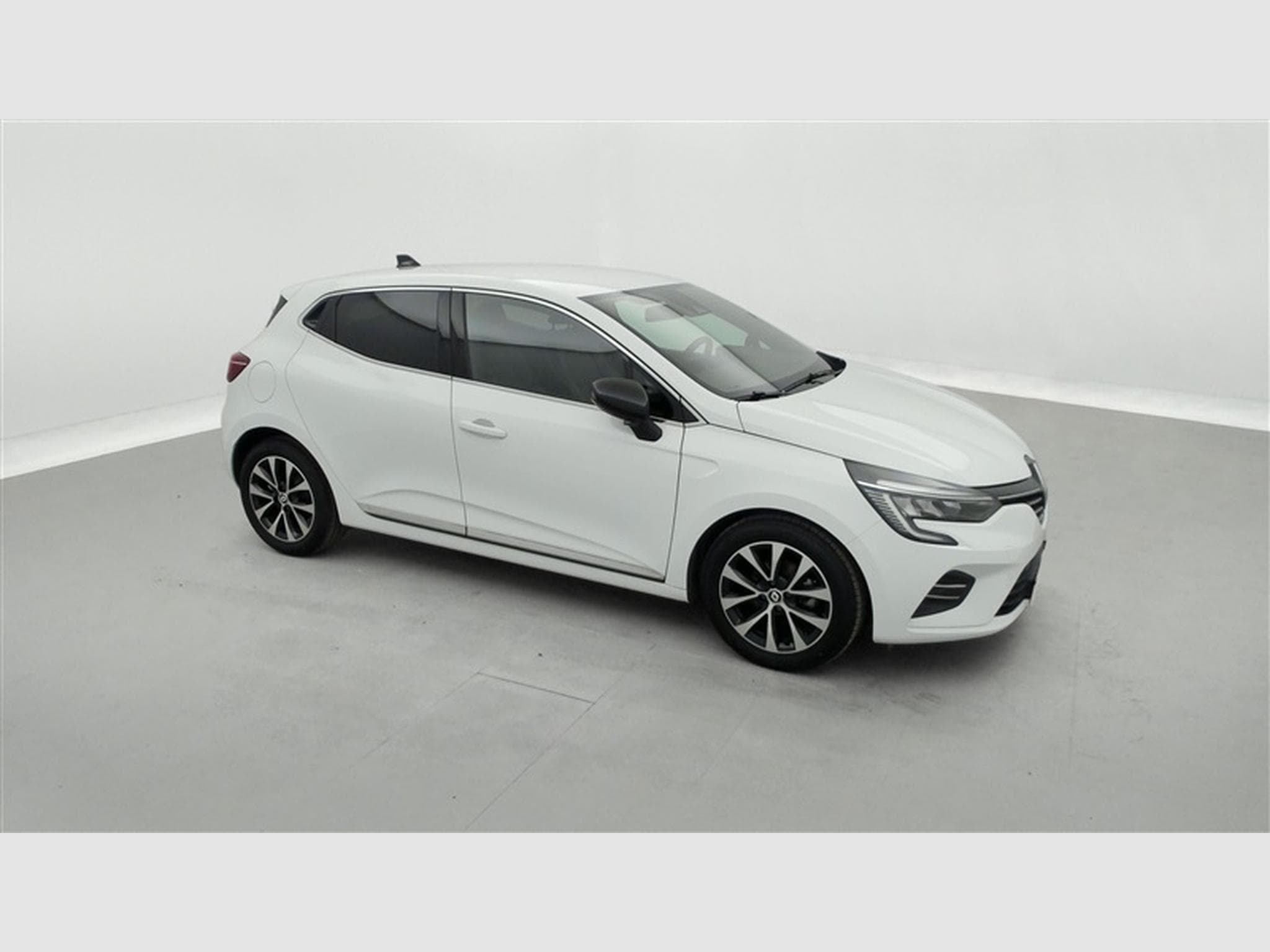 Renault Clio 1.0 TCe Evolution (2023) - Foto 23