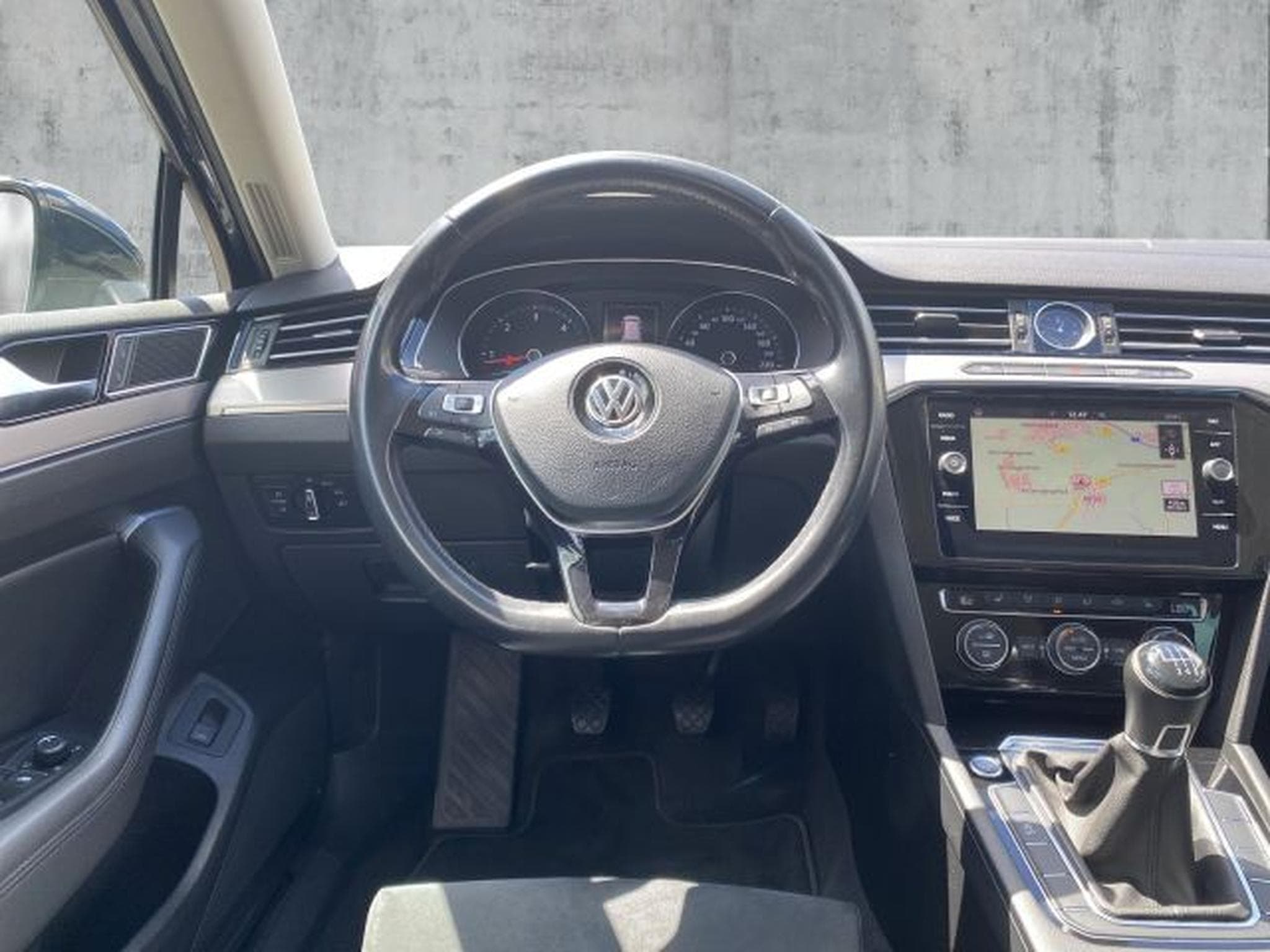 VW Passat Passat 2.0 TDI Highline NAVI LED AHK SHZ PDC S&amp;S (2019) - Foto 15