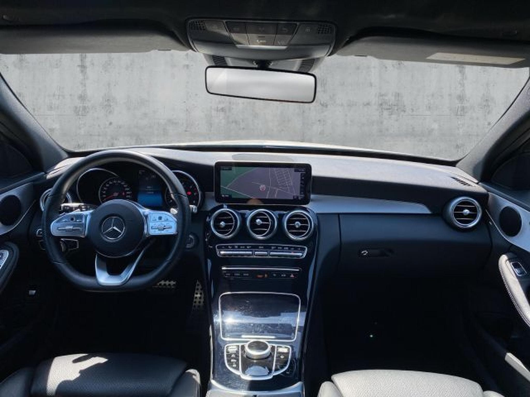 Mercedes C 220 C 220d T Autom. AMG-Line NAVI Multibeam RFK PANO (2019) - Foto 14