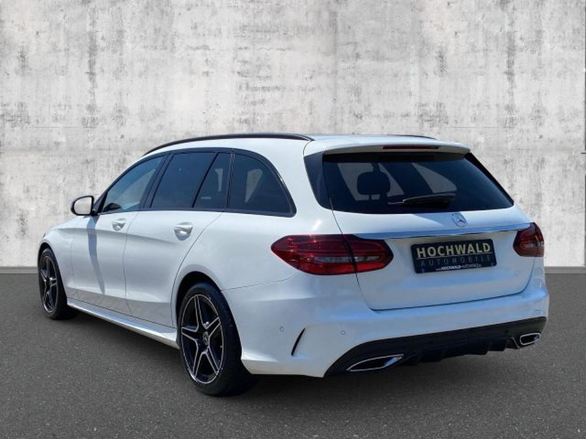 Mercedes C 220 C 220d T Autom. AMG-Line NAVI Multibeam RFK PANO (2019) - Foto 3