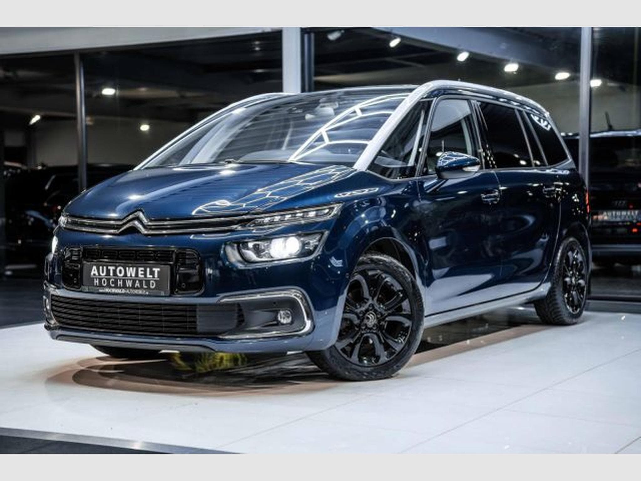 Citroën C4 SpaceTourer C4 Spacetourer Grand EAT8 130 NAVI AHK 7-Sitzer (2020) - Photo 2