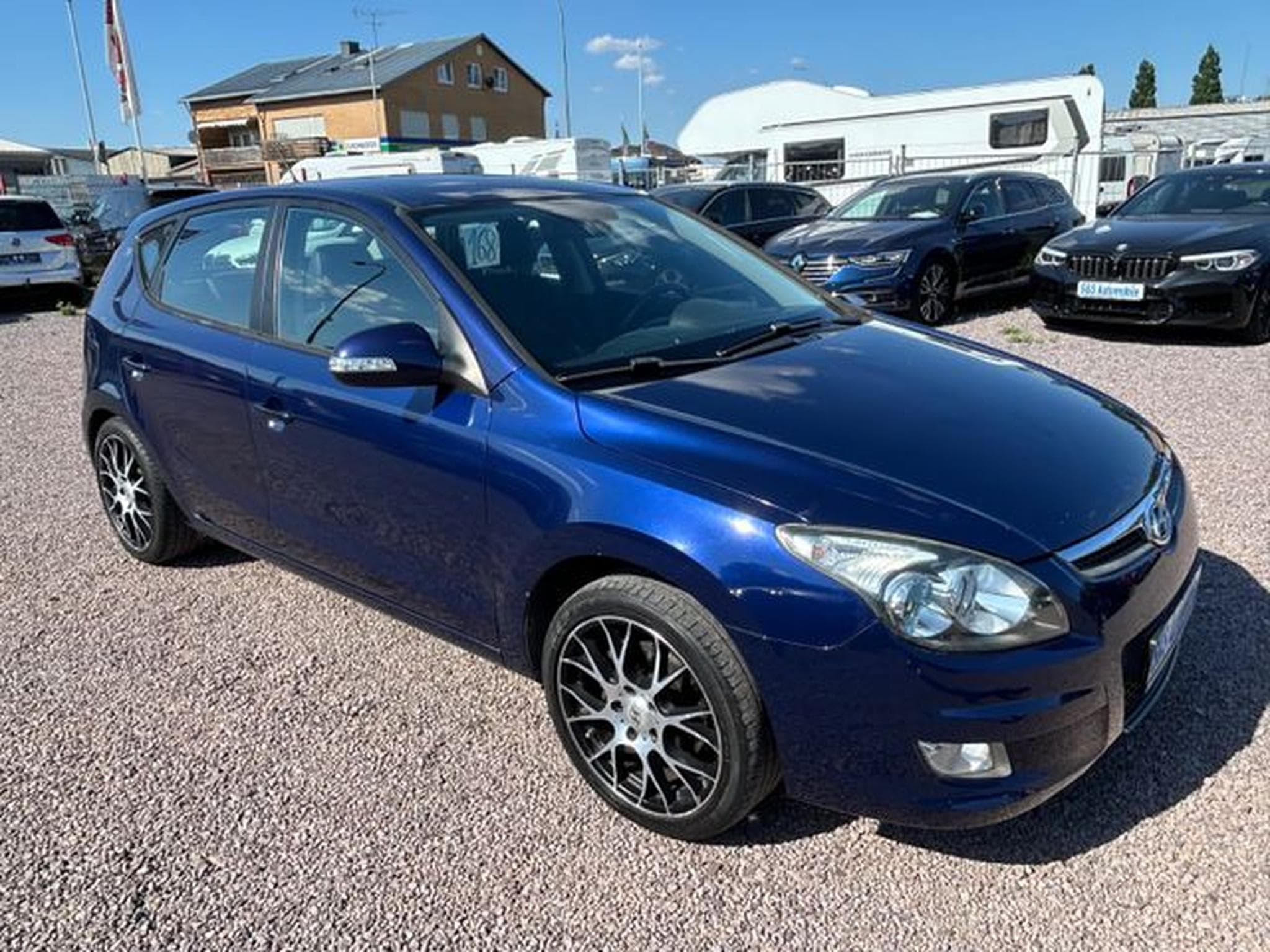 Hyundai i30 i30 1.4 Comfort *Teilleder*Klimaaut.*PDC* (2009) - Foto 3