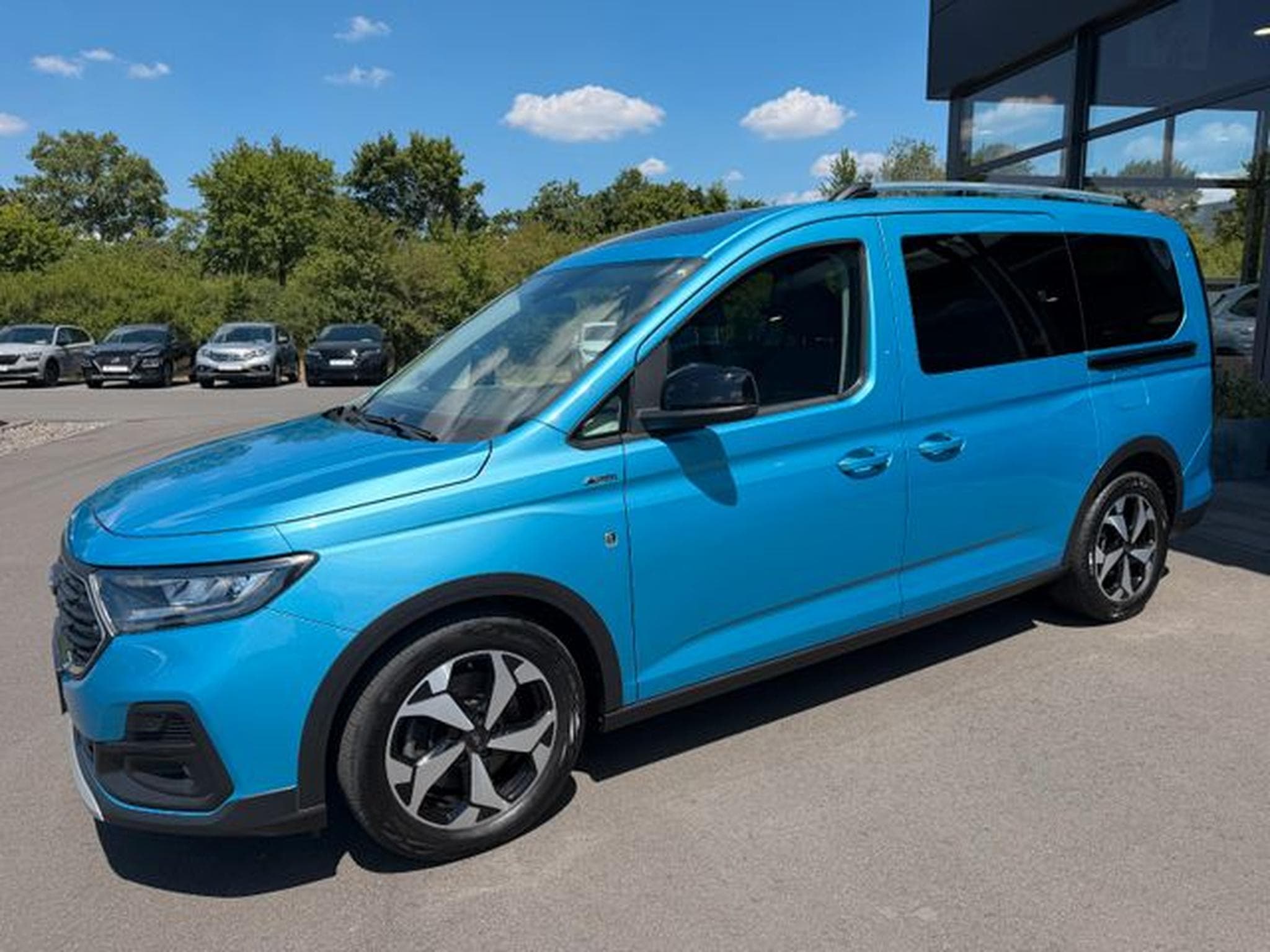 Ford Tourneo Grand Tourneo Connect Active Aut. 7-Si. PanoAHK (2022) - Photo 1