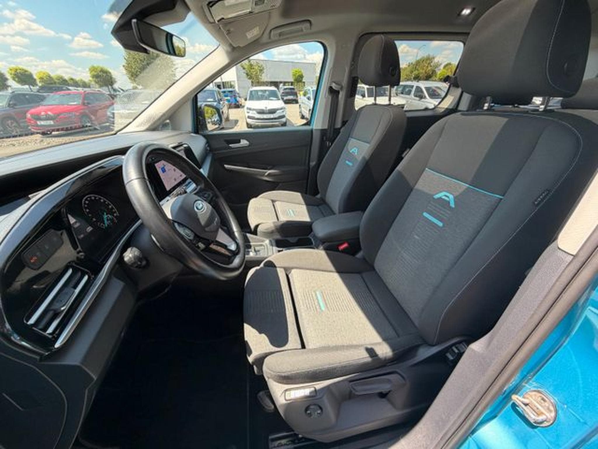 Ford Tourneo Grand Tourneo Connect Active Aut. 7-Si. PanoAHK (2022) - Photo 10