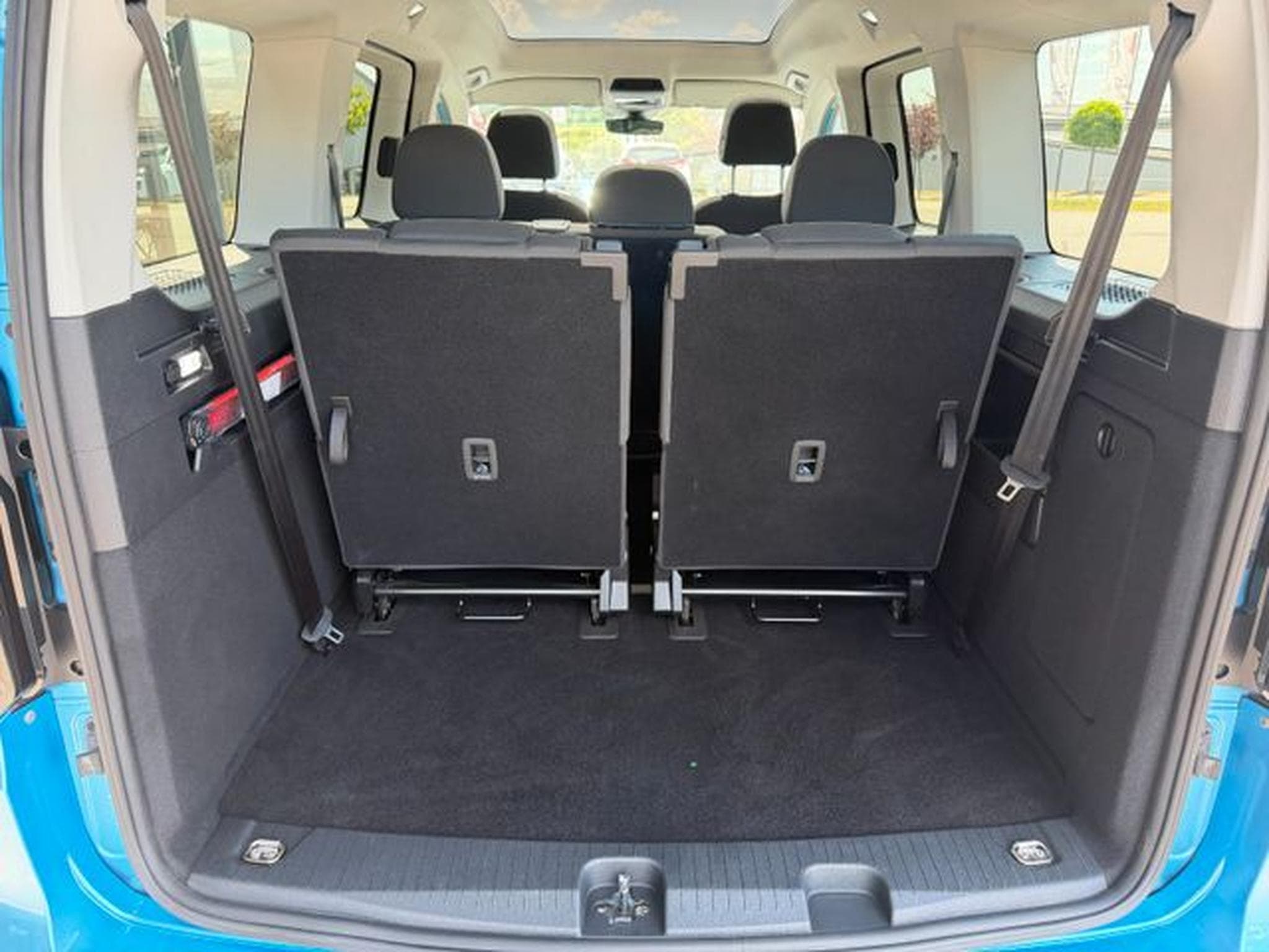 Ford Tourneo Grand Tourneo Connect Active Aut. 7-Si. PanoAHK (2022) - Photo 15