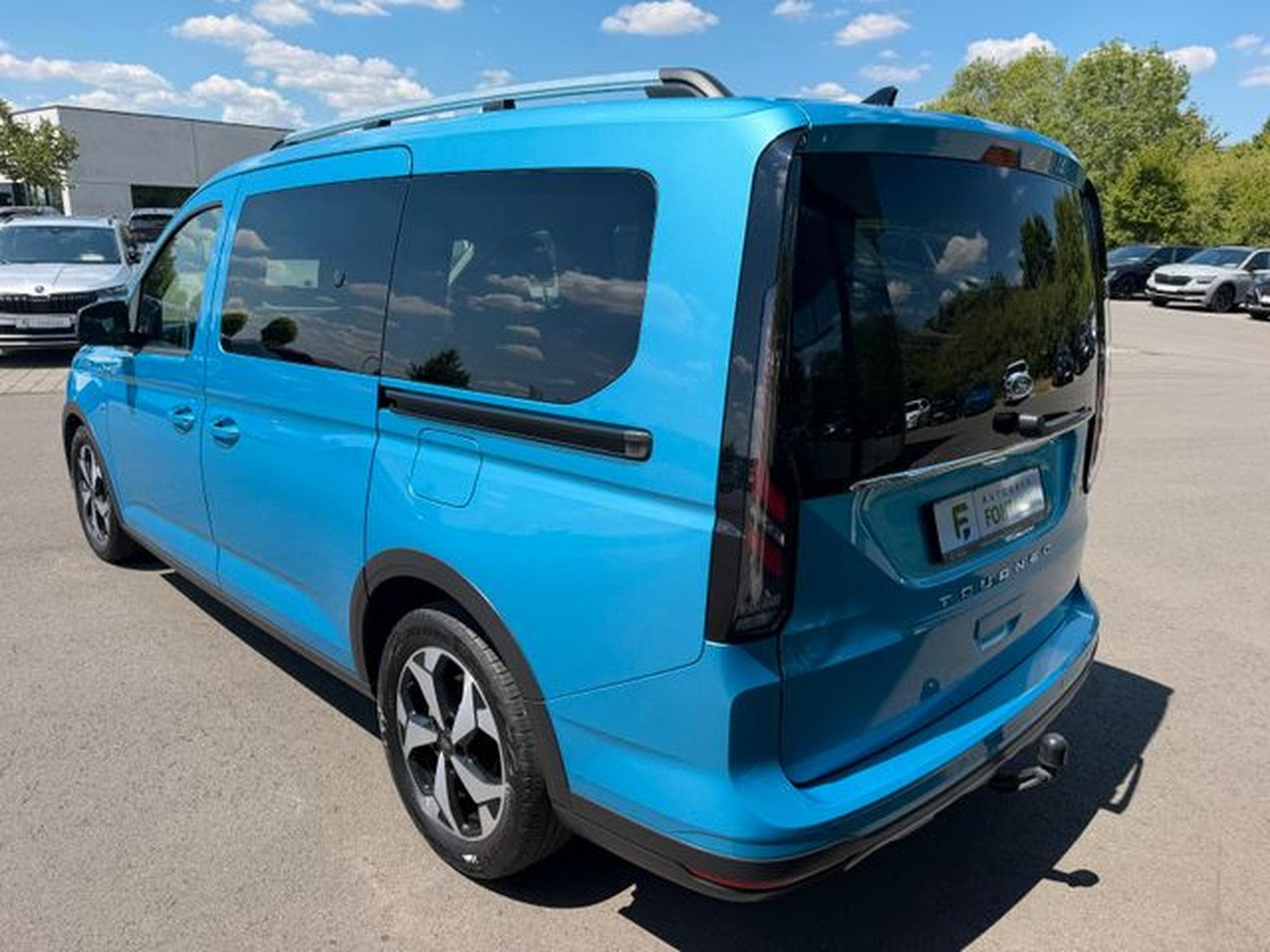 Ford Tourneo Grand Tourneo Connect Active Aut. 7-Si. PanoAHK (2022) - Photo 8