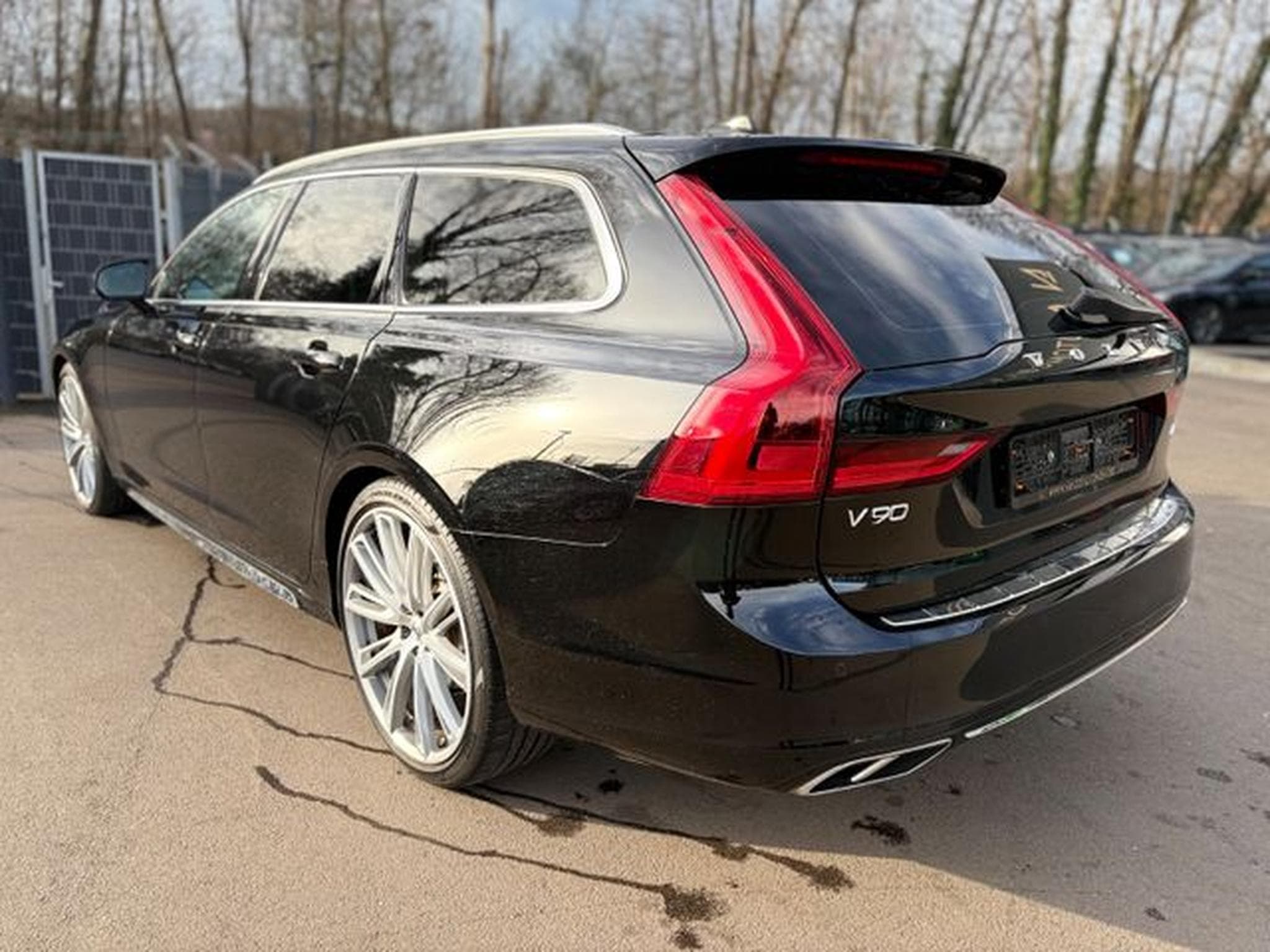 Volvo V90 VOLVO V90 MOMENTUM*LED*VOLLLEDER*21.ZOLL* (2018) - Photo 10