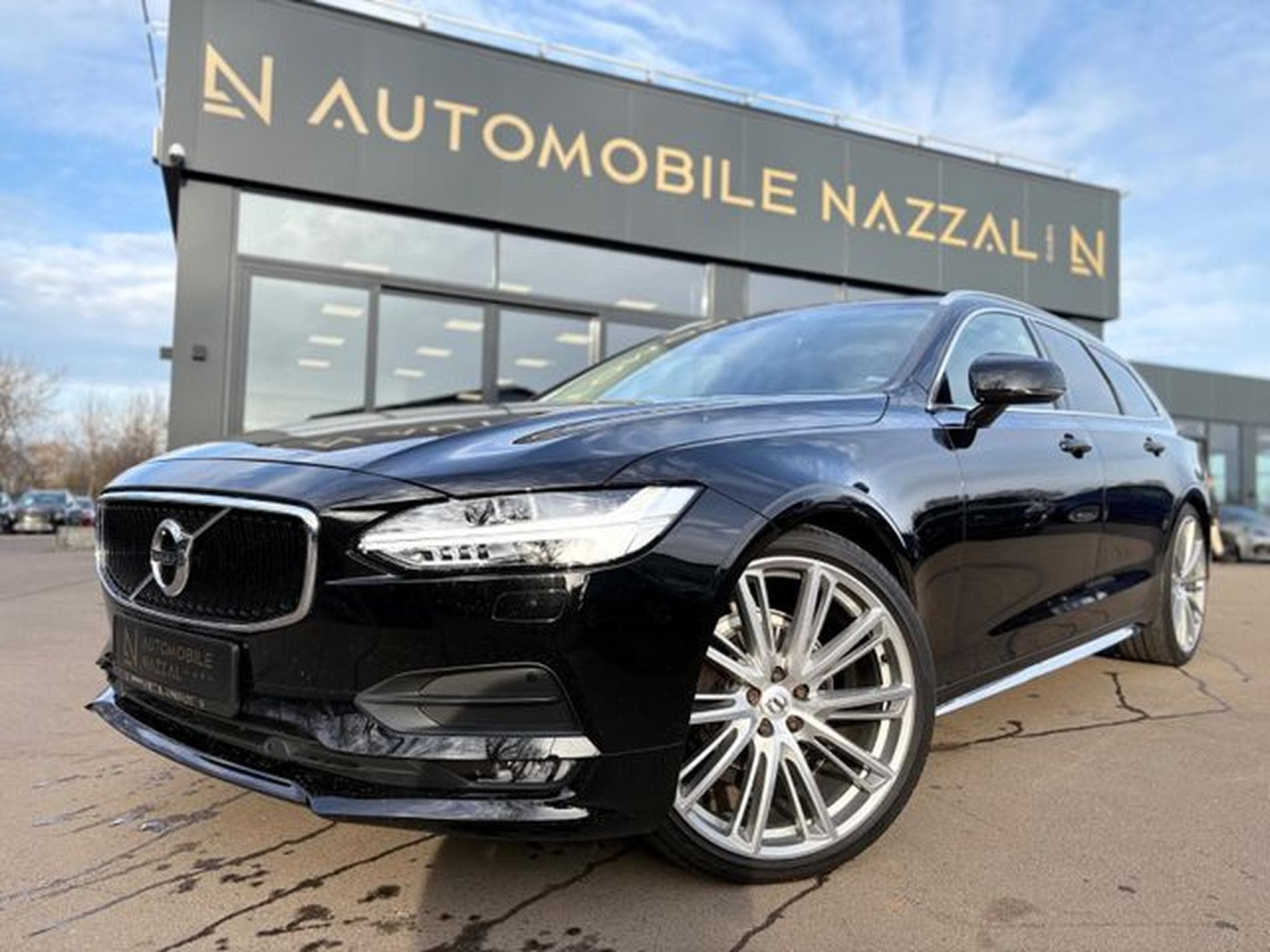 Volvo V90 VOLVO V90 MOMENTUM*LED*VOLLLEDER*21.ZOLL* (2018) - Photo 3