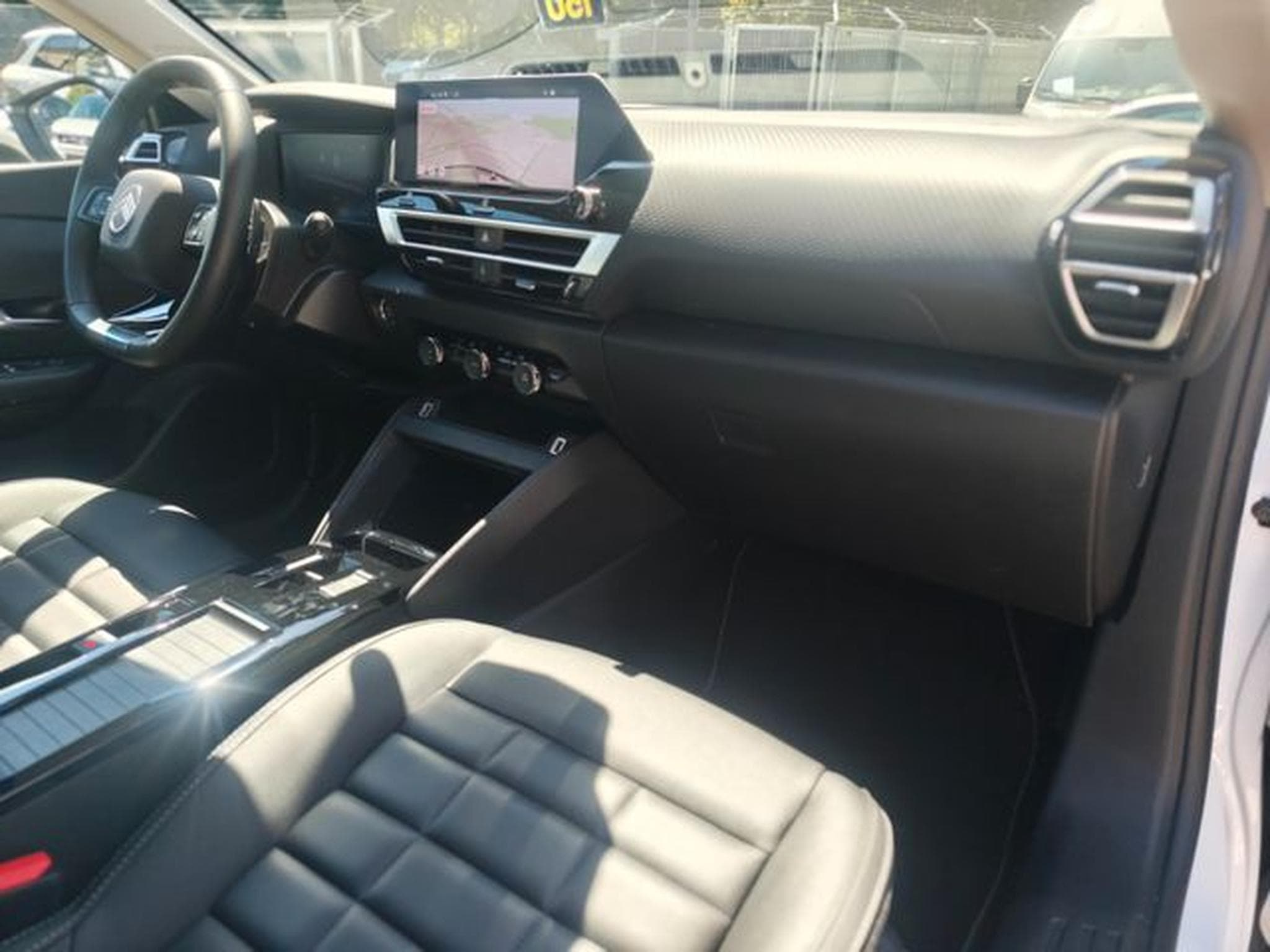 Citroën C4 C4 LIM. MAX*NAVI*KLIMAAUTO*KAMERA* (2025) - Photo 15