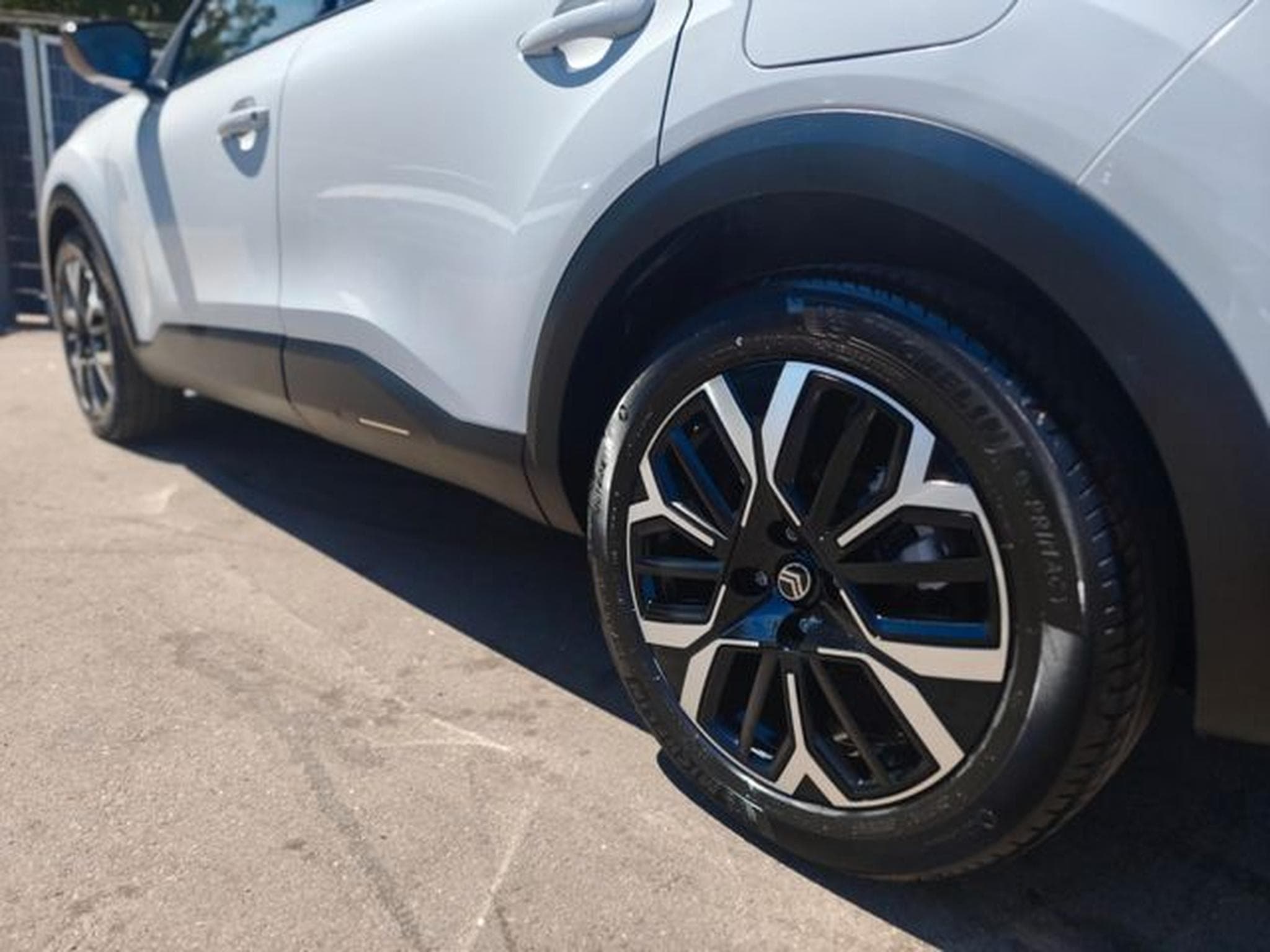 Citroën C4 C4 LIM. MAX*NAVI*KLIMAAUTO*KAMERA* (2025) - Photo 9