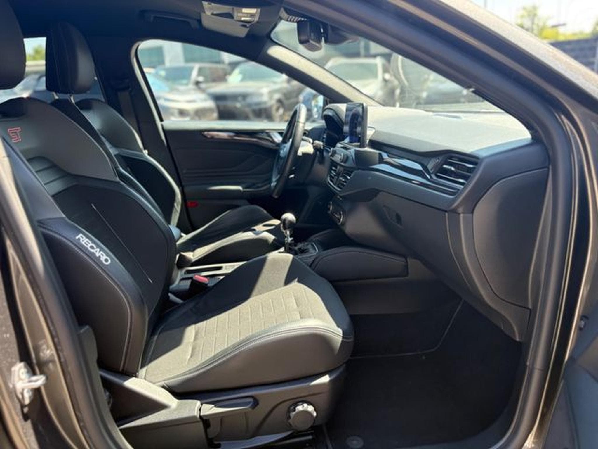 Ford Focus FOCUS ST *PERFORMANCE*KAMERA*RECARO* (2020) - Photo 14