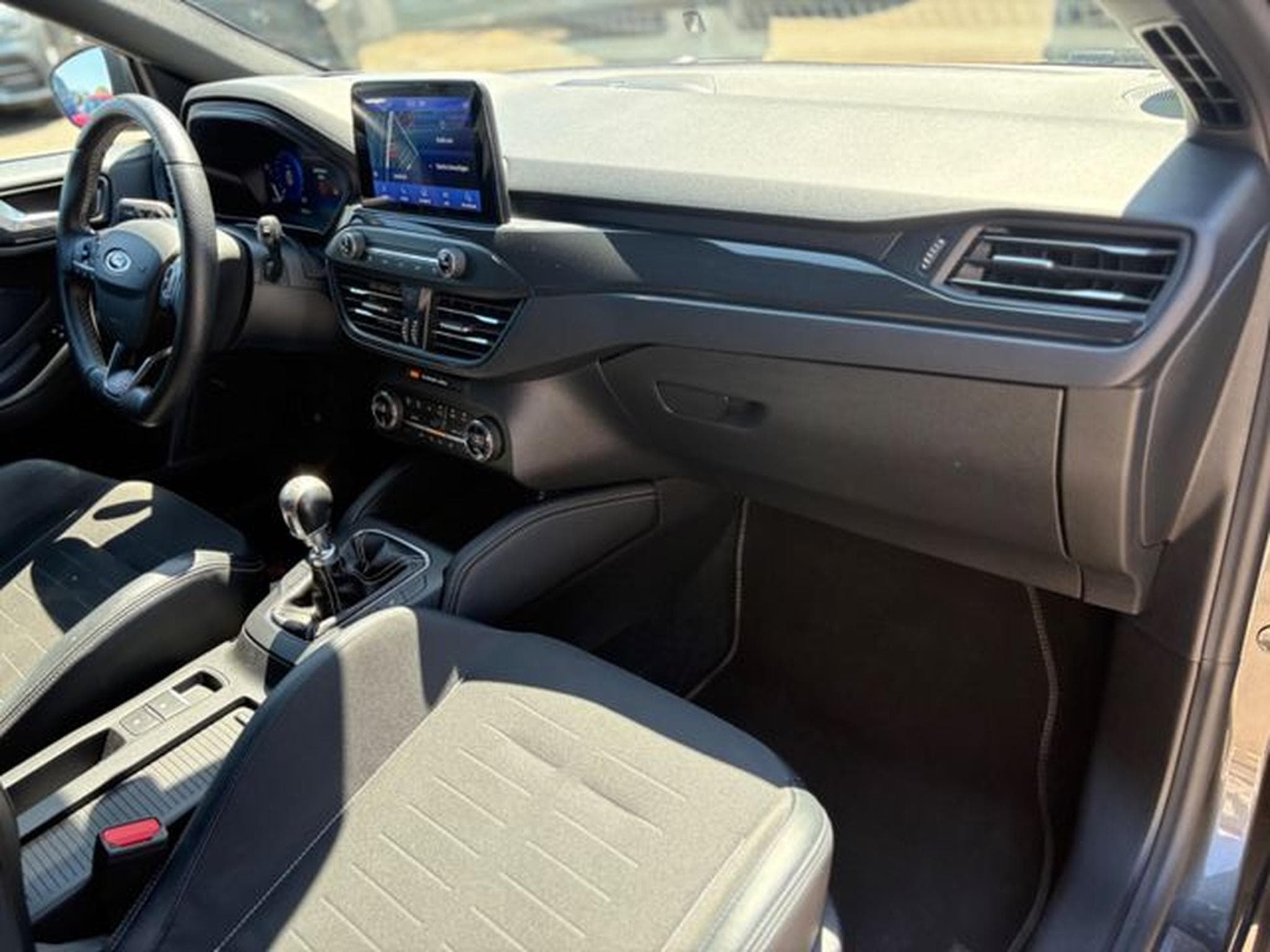 Ford Focus FOCUS ST *PERFORMANCE*KAMERA*RECARO* (2020) - Photo 15