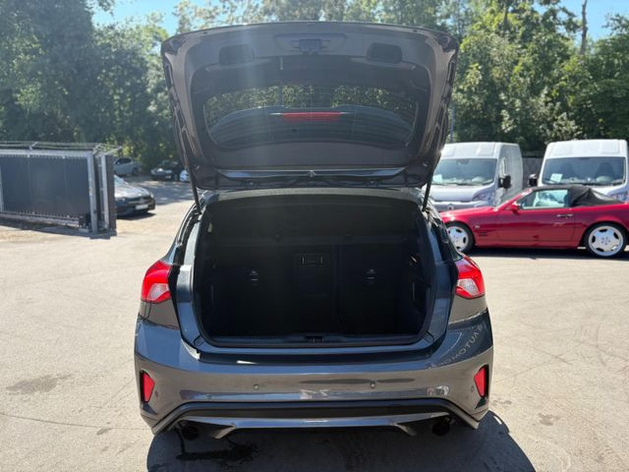 Ford Focus FOCUS ST *PERFORMANCE*KAMERA*RECARO* (2020) - Photo 8