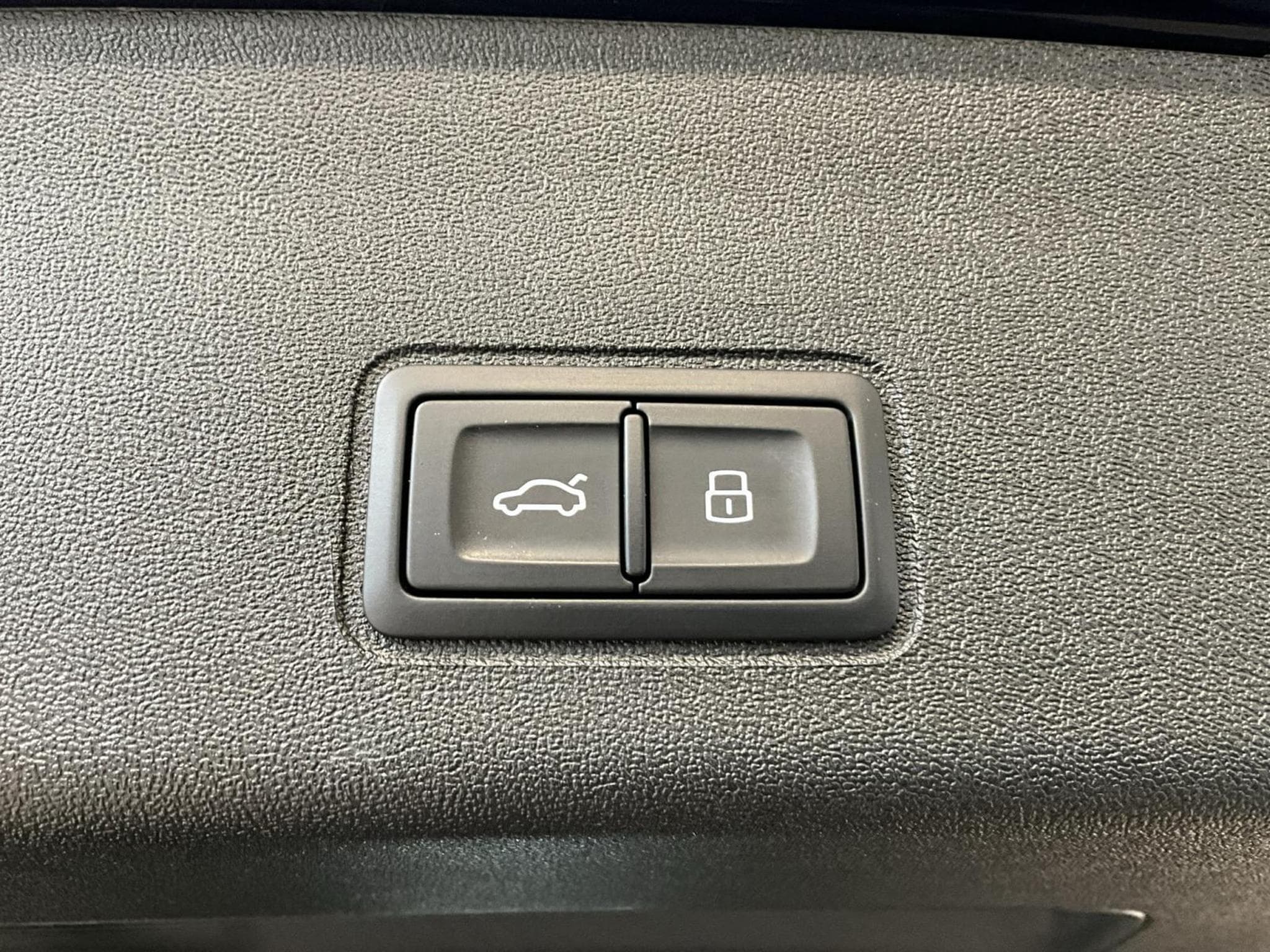 Audi Q3 PHEV+Techplus+P.Klima+LM18+Led+S-Tronic (2026) - Photo 18