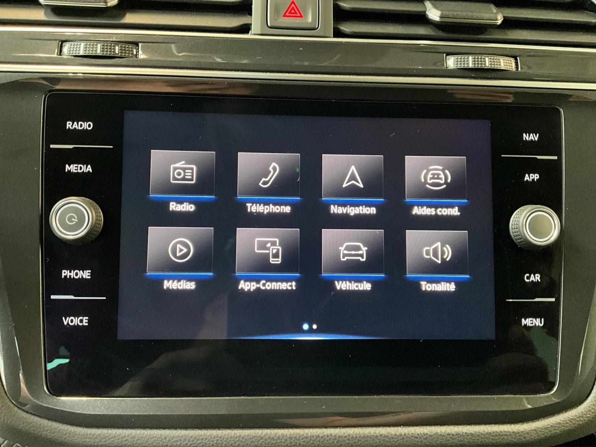VW Tiguan Life+DSG+LED+NAVI+AHK+Acc (2023) - Foto 13