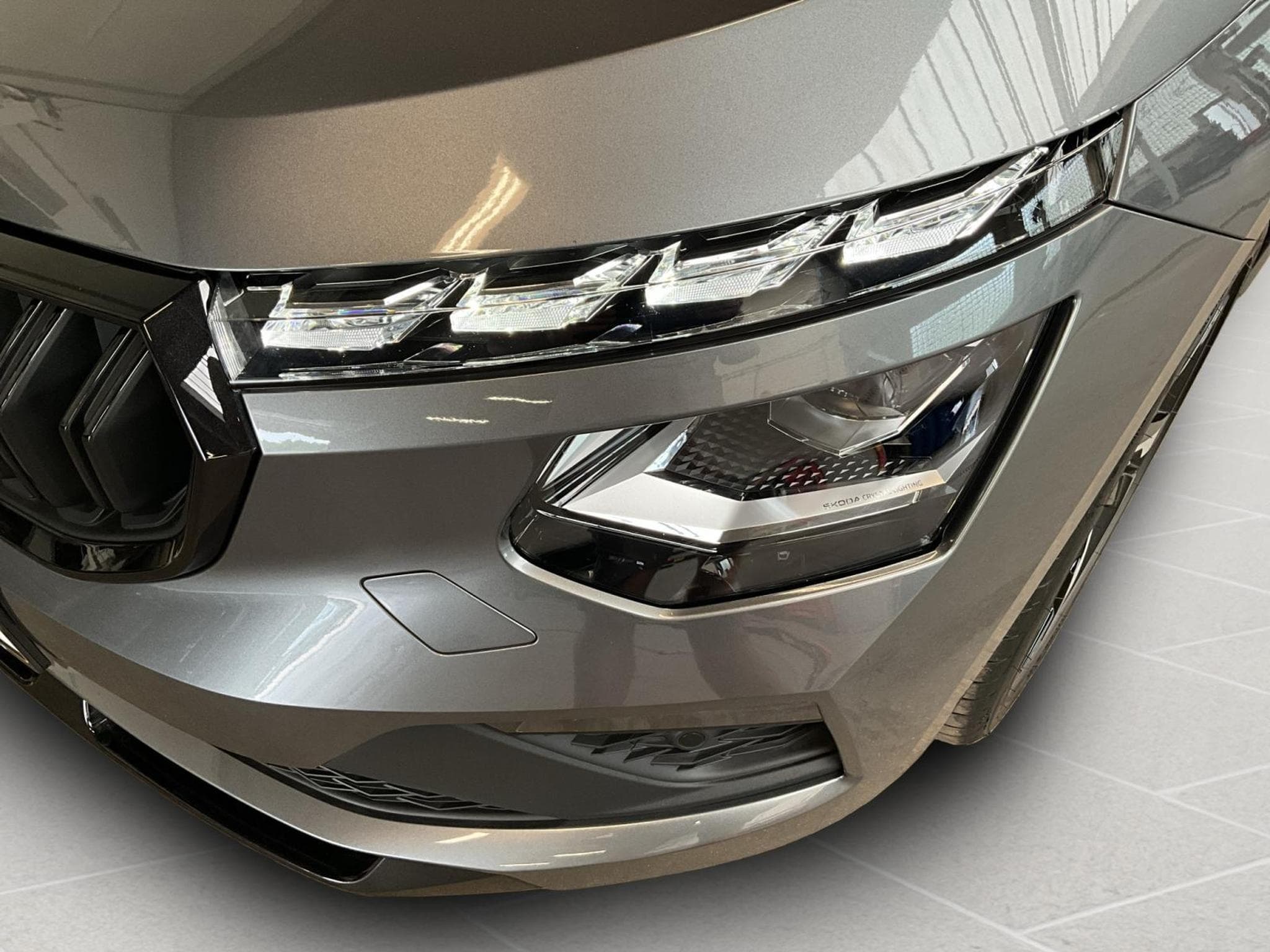Skoda Kamiq Monte-Carlo+DSG+LM18+P.Drive+P.Sécurity (2025) - Foto 18
