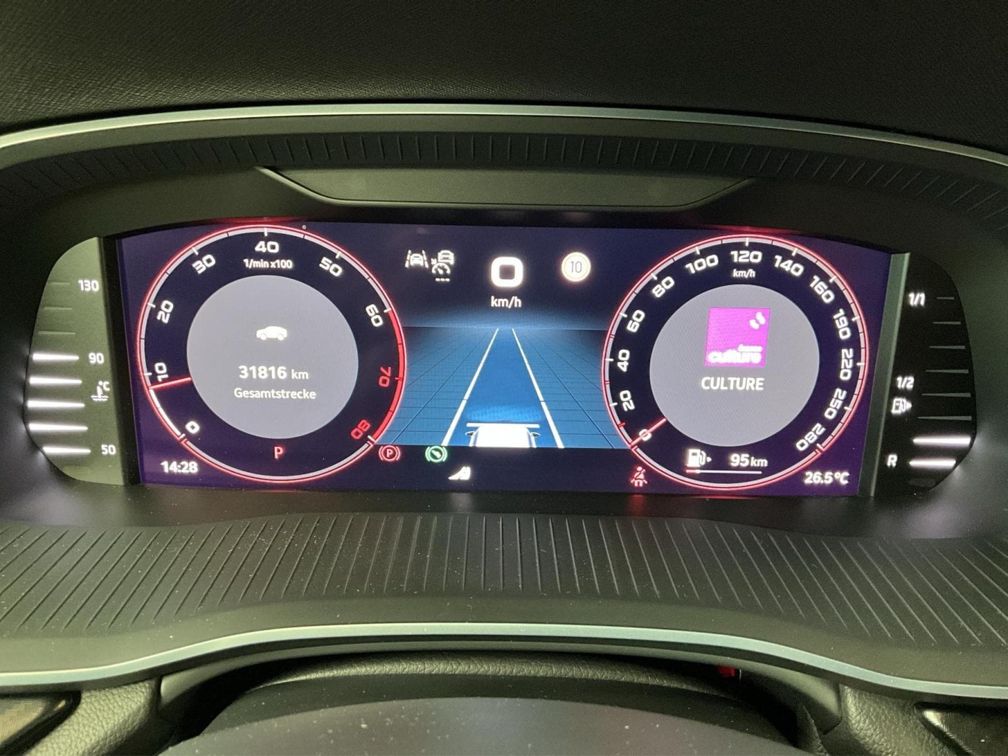Skoda Octavia RS+DSG+LED+NAVI+DAB+LM19+Pano+360° (2025) - Foto 11