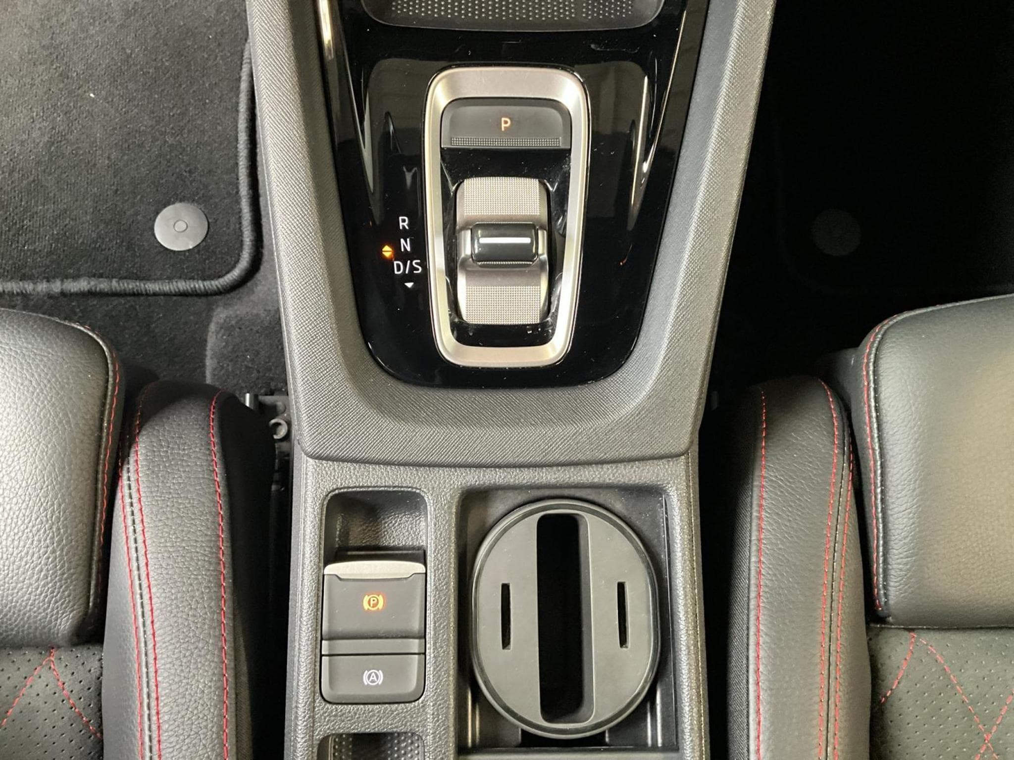 Skoda Octavia RS+DSG+LED+NAVI+DAB+LM19+Pano+360° (2025) - Foto 12