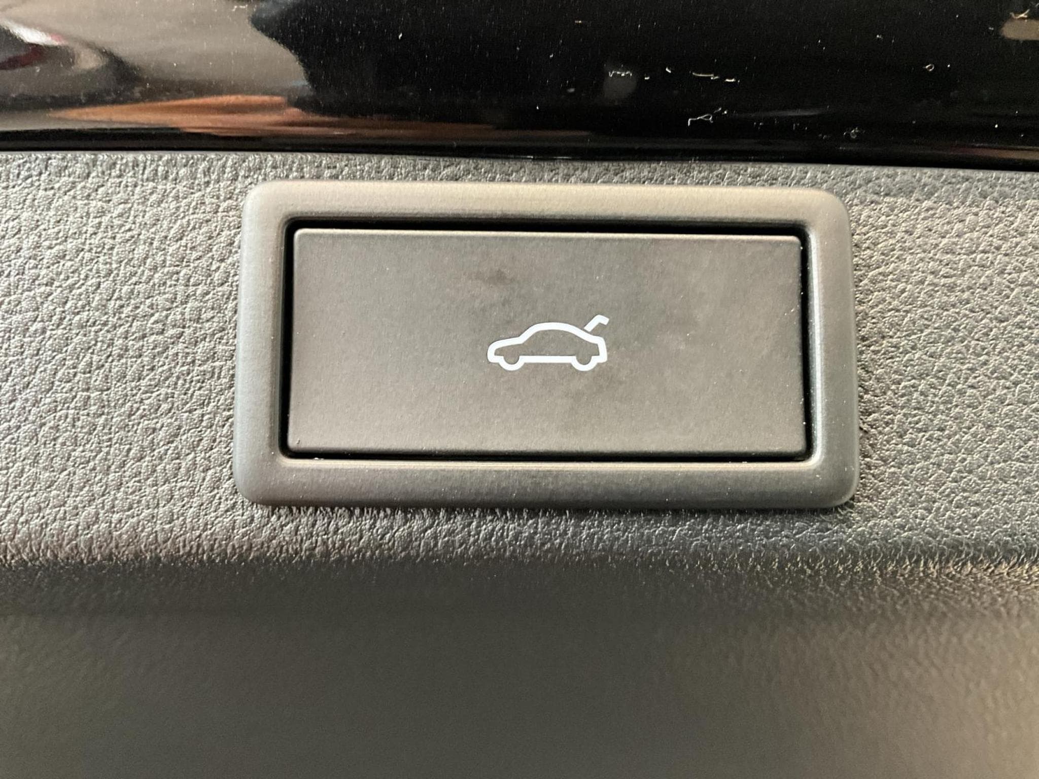 Skoda Octavia RS+DSG+LED+NAVI+DAB+LM19+Pano+360° (2025) - Foto 19