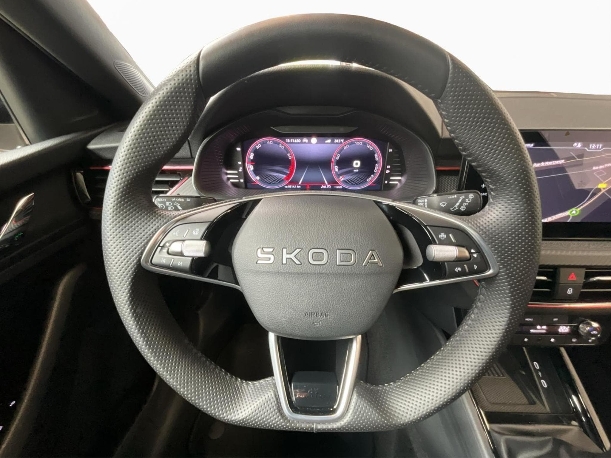 Skoda Scala Monte-Carlo+BVM+LED+Navi (2025) - Foto 12