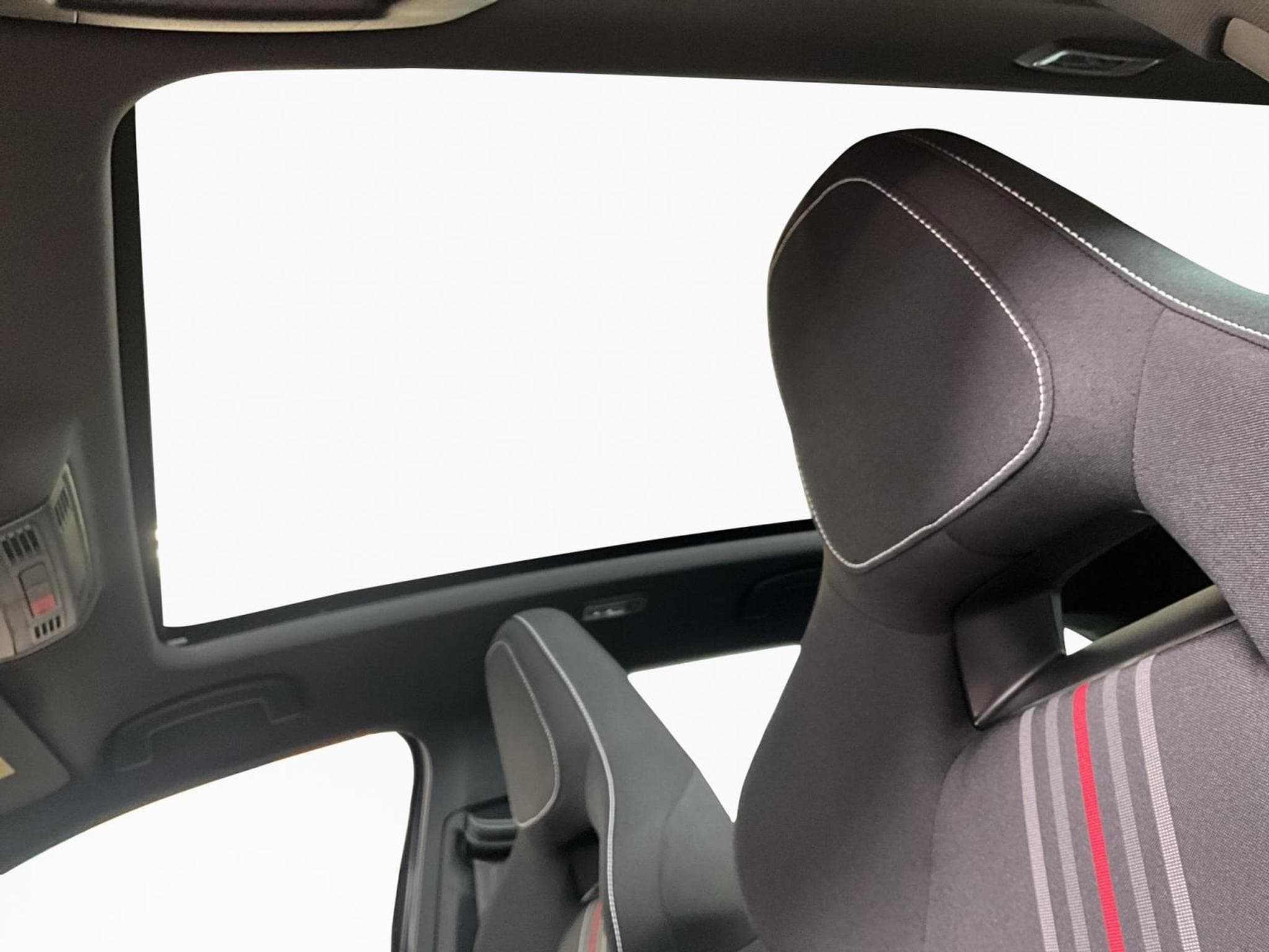 Skoda Scala Monte-Carlo+BVM+LED+Navi (2025) - Foto 18