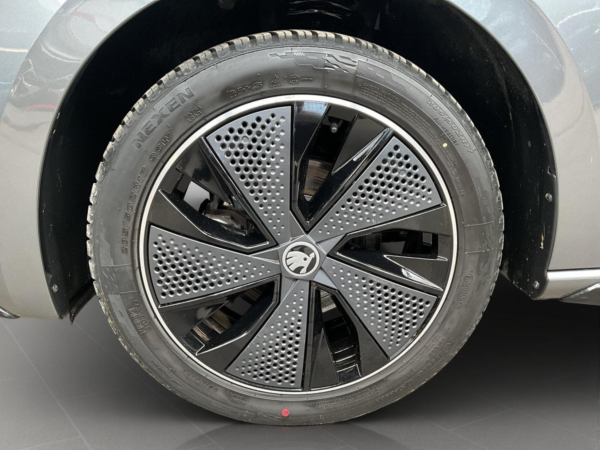 Skoda Scala Monte-Carlo+BVM+LED+Navi (2025) - Foto 8