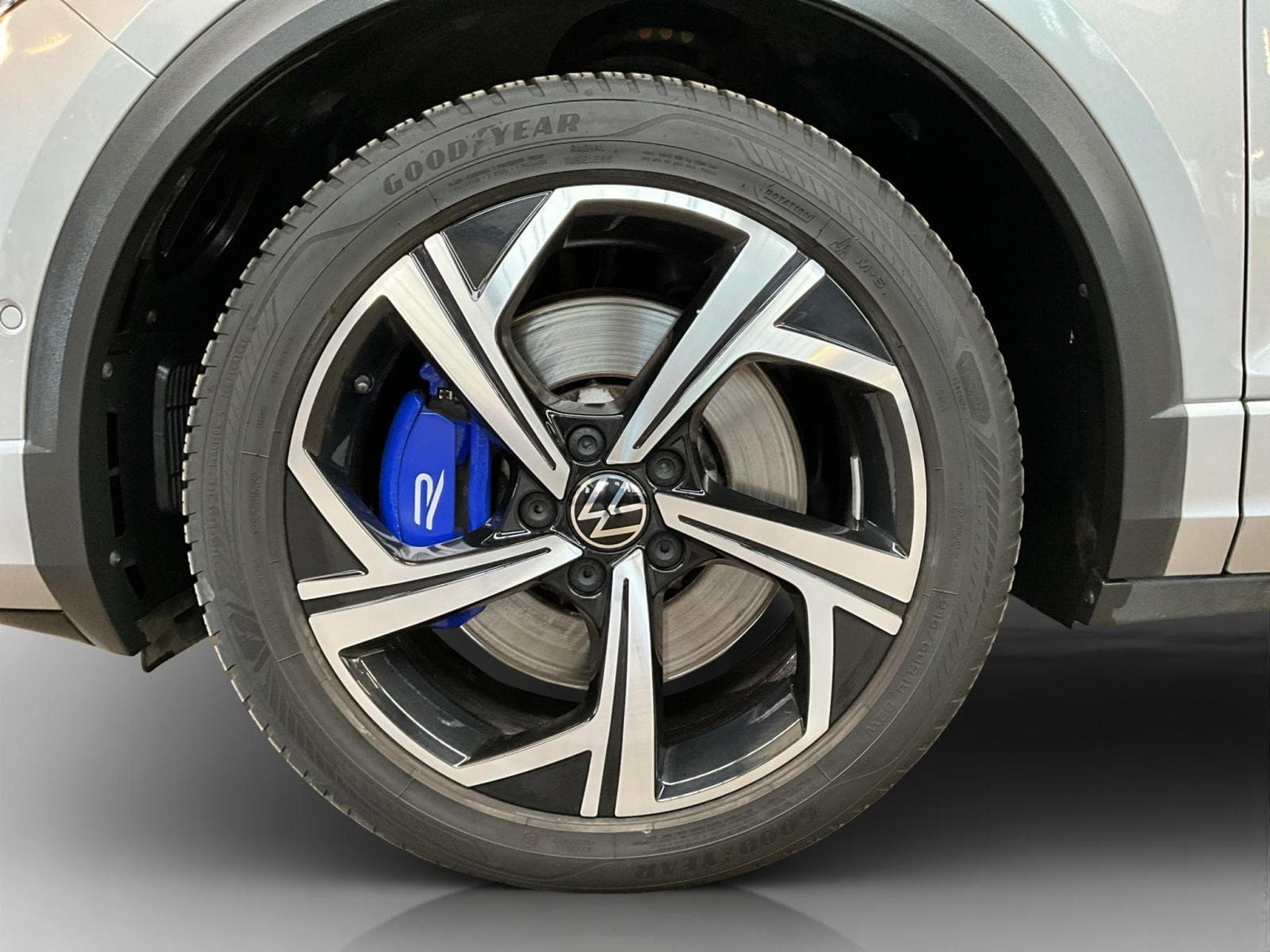 VW T-Roc R+DSG+4M.+Matrix-LED+Navi+IQ-Drive (2022) - Foto 8