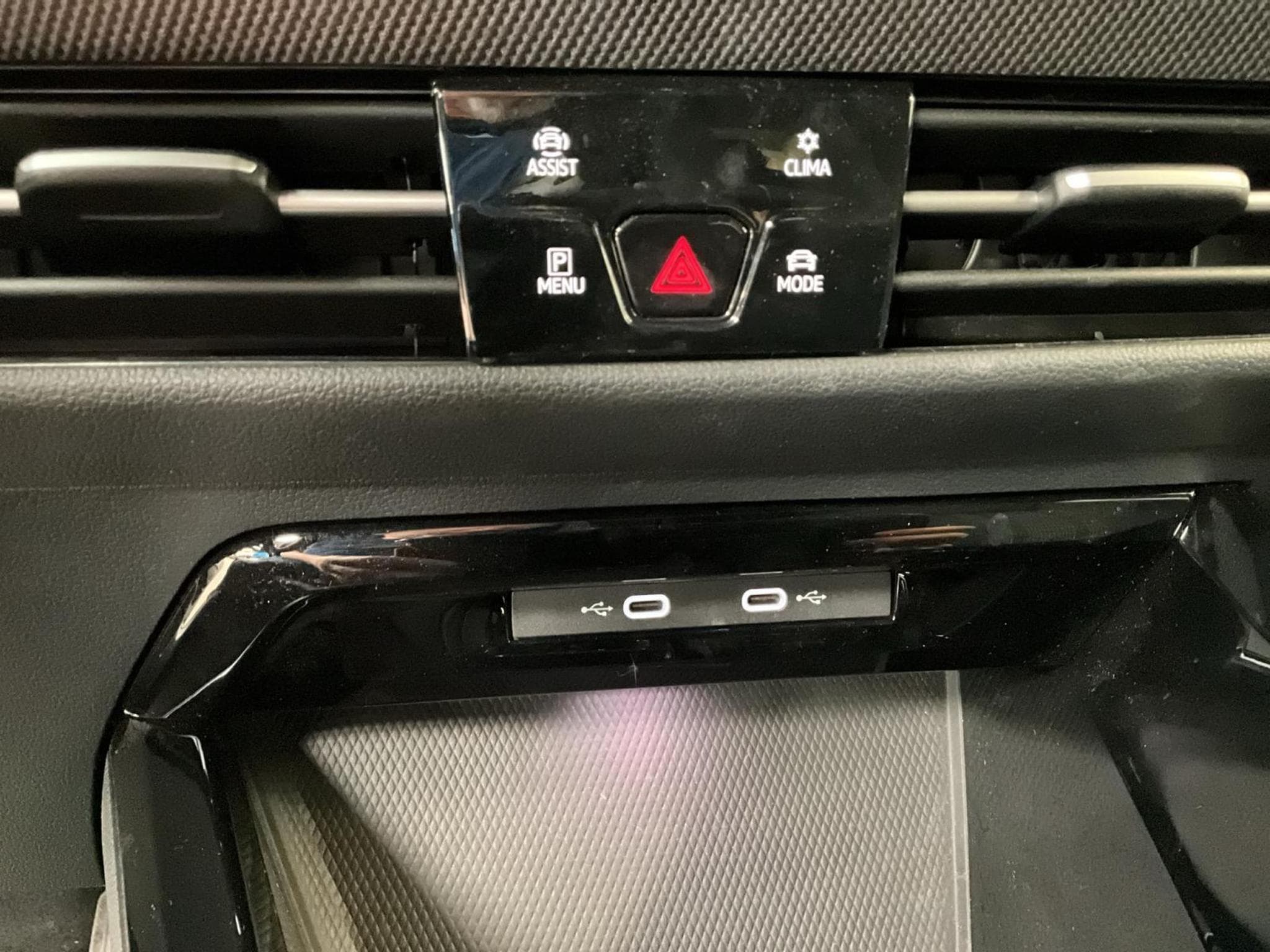 VW Golf R-line+DSG+TDI+P.Assi.+LM18+P.Tech.+Pano (2025) - Foto 20
