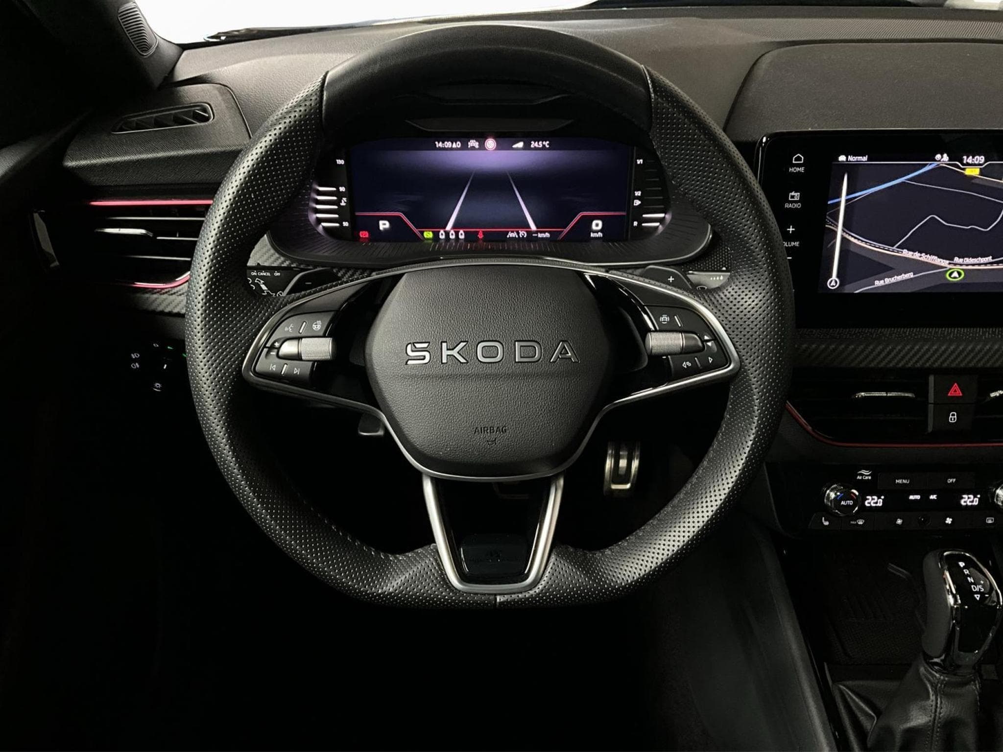 Skoda Kamiq Monte-Carlo+DSG+Led+Pano+Navi+DAB+ (2025) - Foto 10