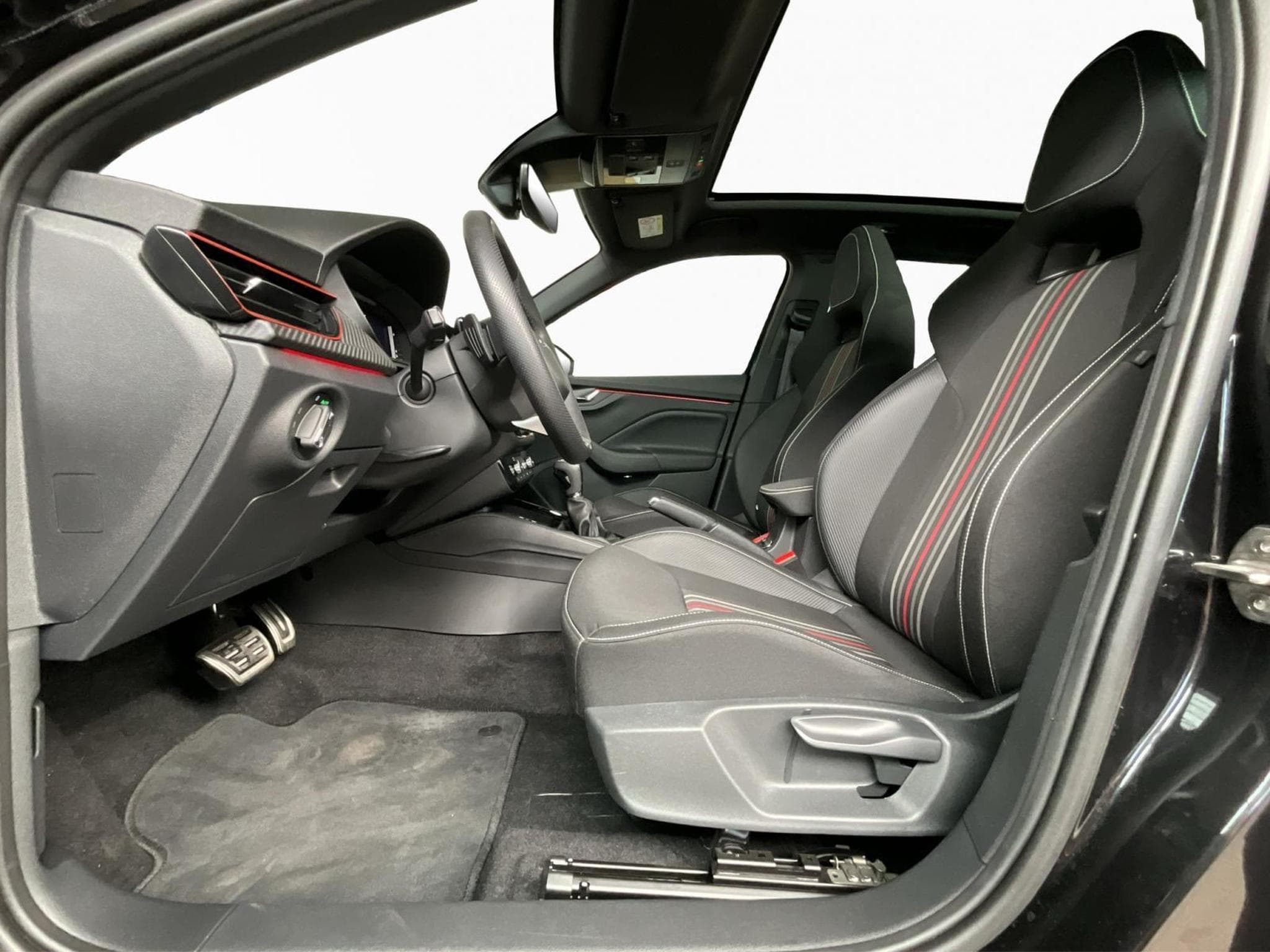 Skoda Kamiq Monte-Carlo+DSG+Led+Pano+Navi+DAB+ (2025) - Foto 9