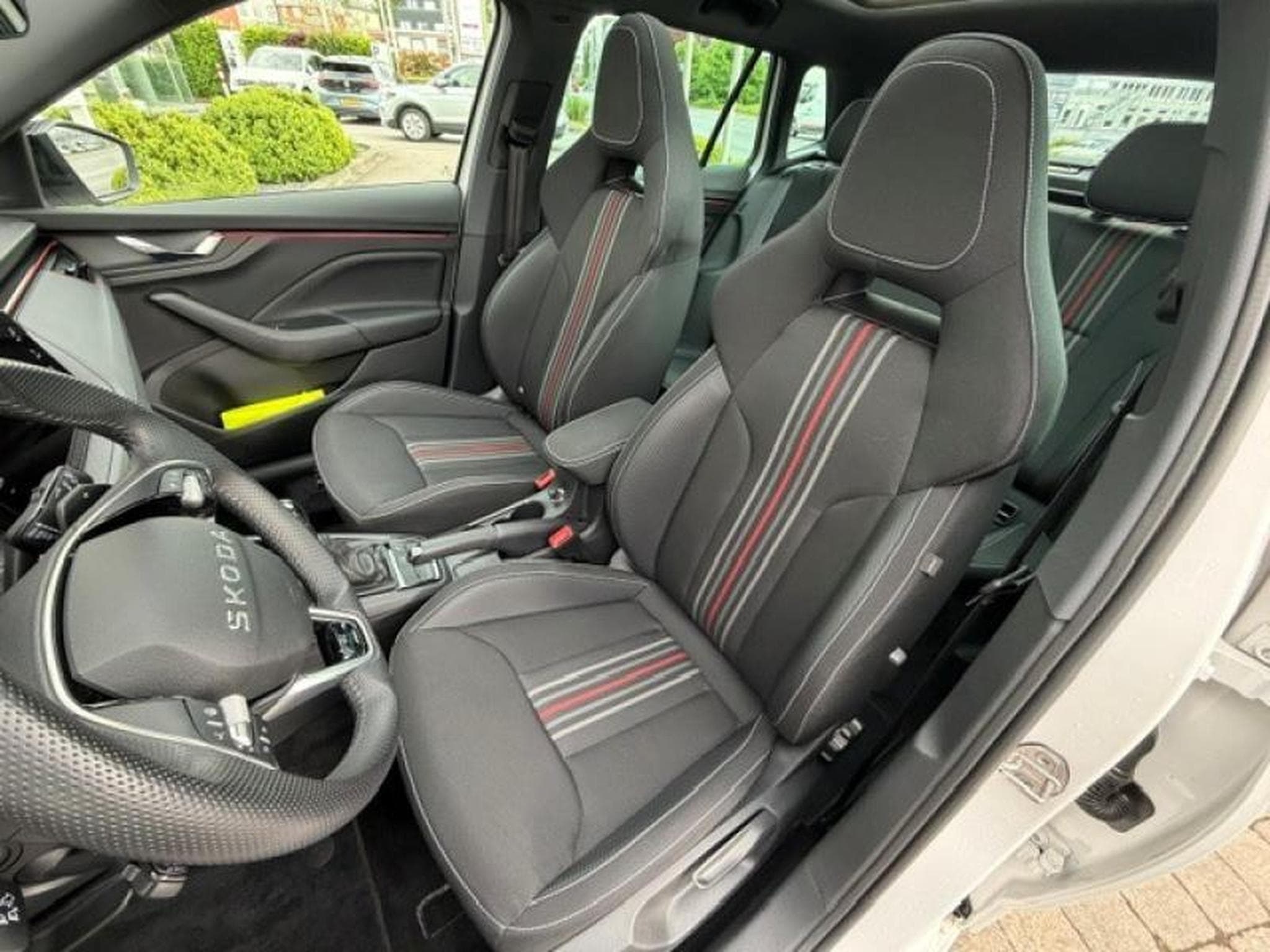 Skoda Kamiq Monte Carlo (2025) - Photo 12