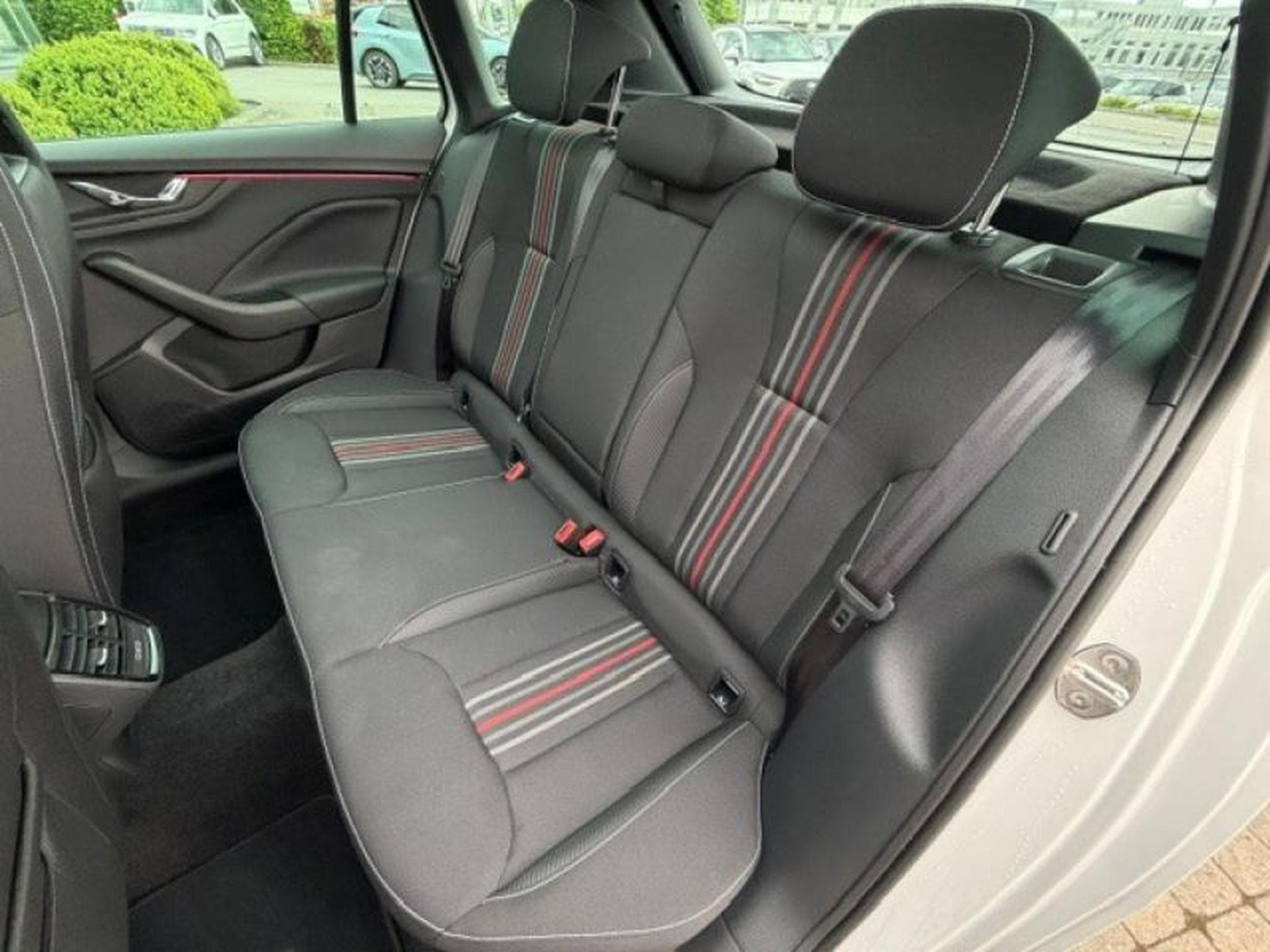 Skoda Kamiq Monte Carlo (2025) - Photo 13