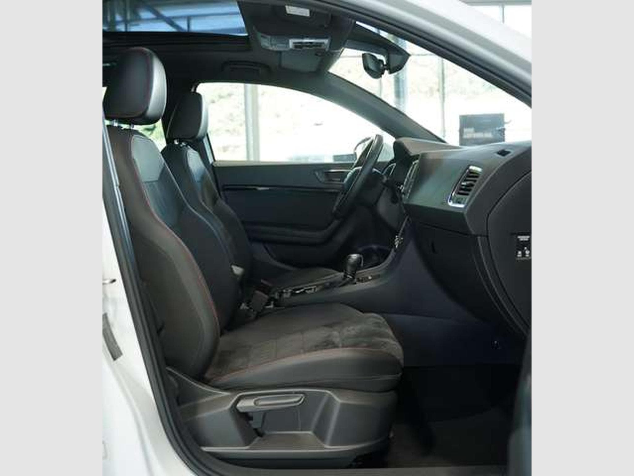 SEAT Ateca 1.4 TSI FR 1.Hand *GSD *360° *ACC *CarPlay (2018) - Photo 16
