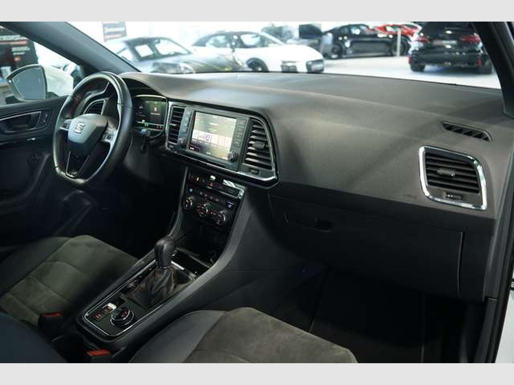 SEAT Ateca 1.4 TSI FR 1.Hand *GSD *360° *ACC *CarPlay (2018) - Photo 17
