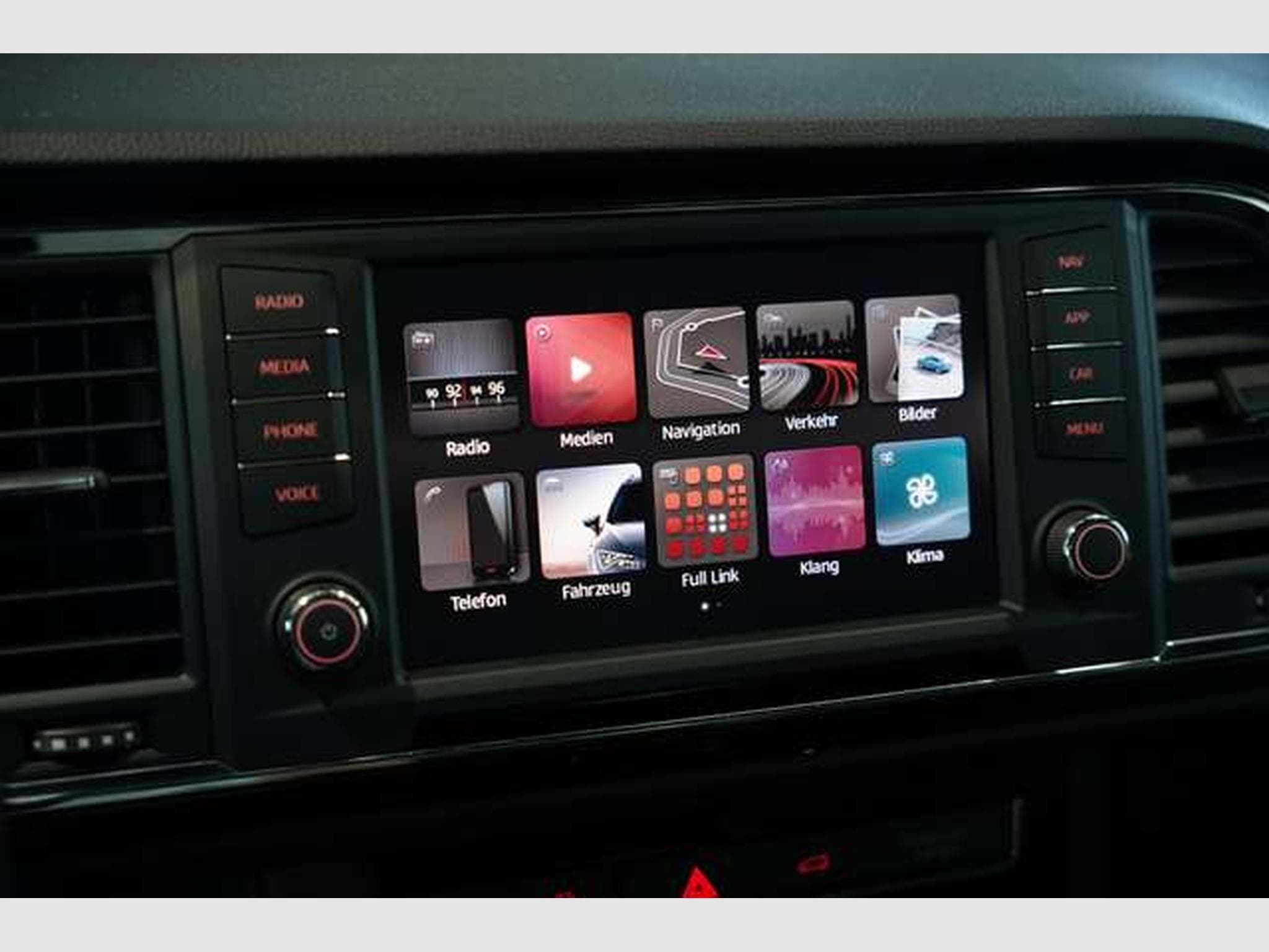 SEAT Ateca 1.4 TSI FR 1.Hand *GSD *360° *ACC *CarPlay (2018) - Photo 35