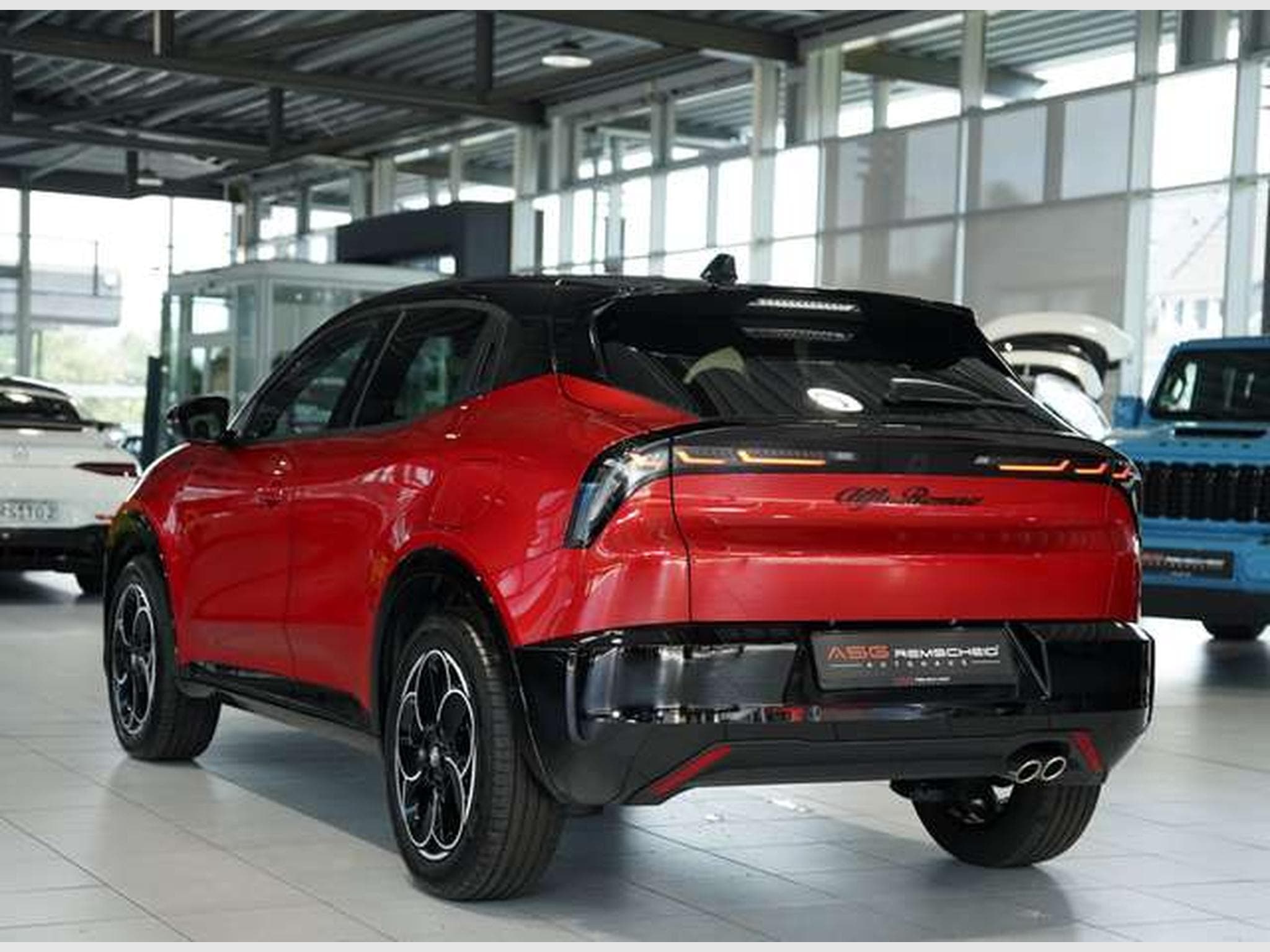 Alfa-Romeo Junior Ibrida 1.2 VGT 48V-Hybrid *1.Hand *MwSt (2025) - Photo 12